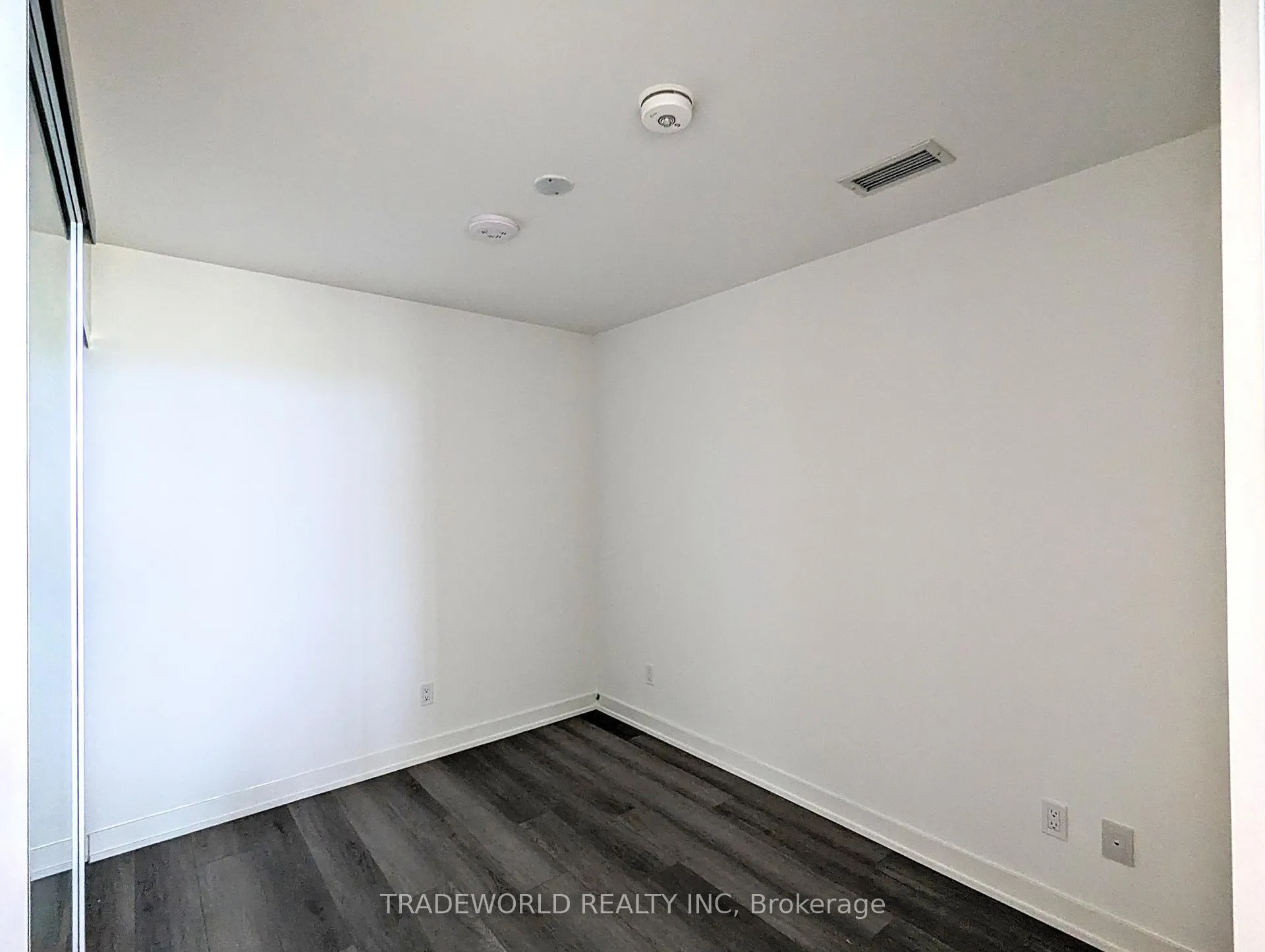 Photo 6 of Unit 710, 38 Simcoe Promenade, Markham, Unionville — HOMEH