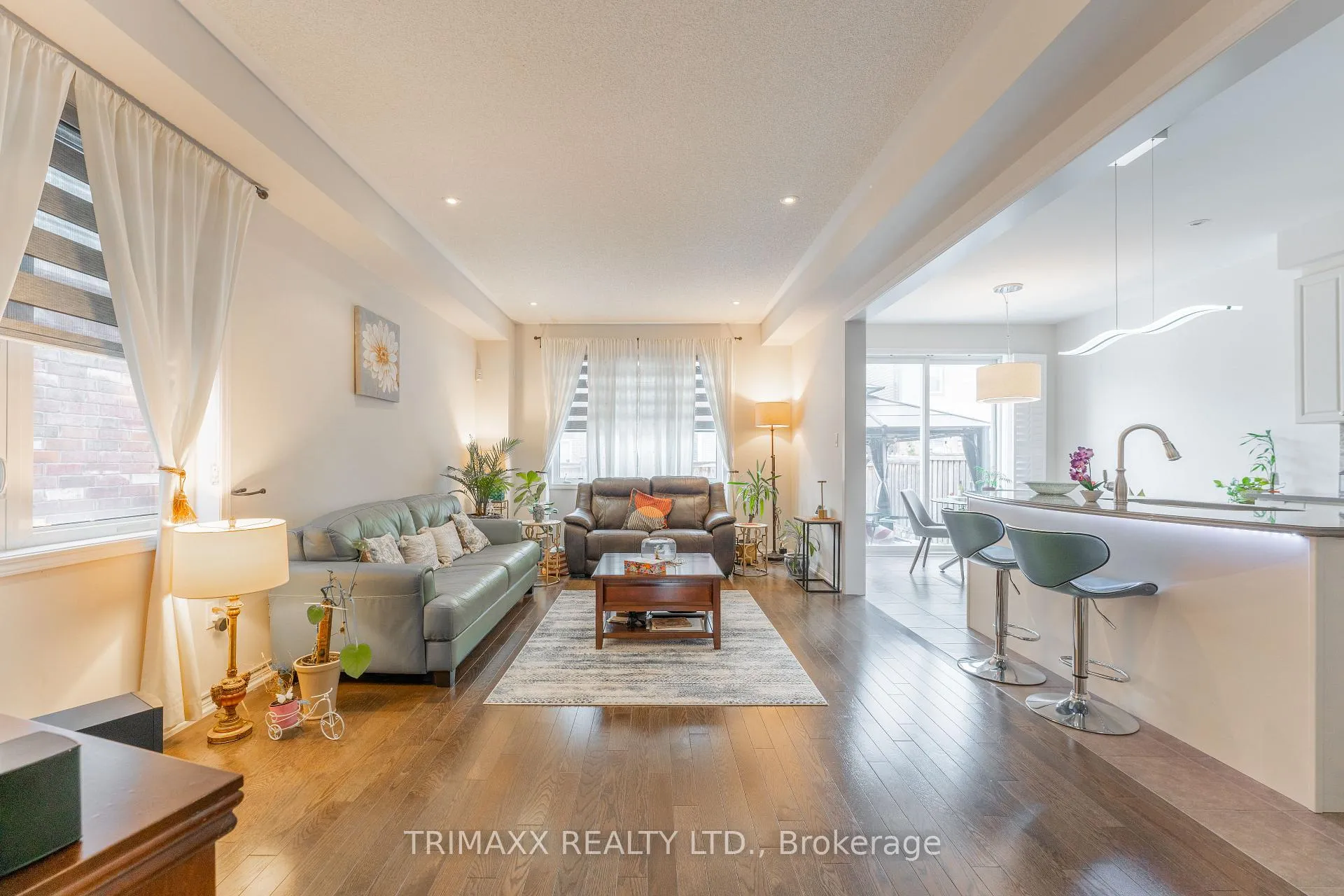 Photo 5 of 68 Robert Parkinson Drive, Brampton, Northwest Brampton — HOMEH
