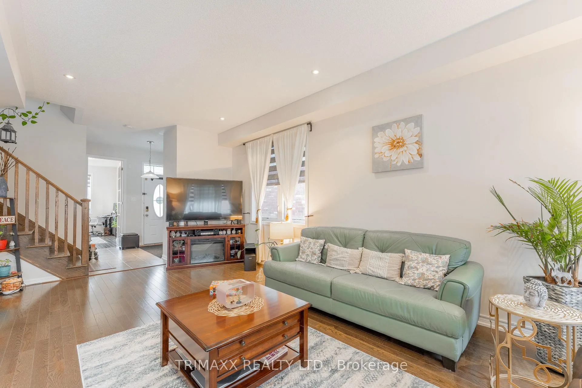 Photo 7 of 68 Robert Parkinson Drive, Brampton, Northwest Brampton — HOMEH