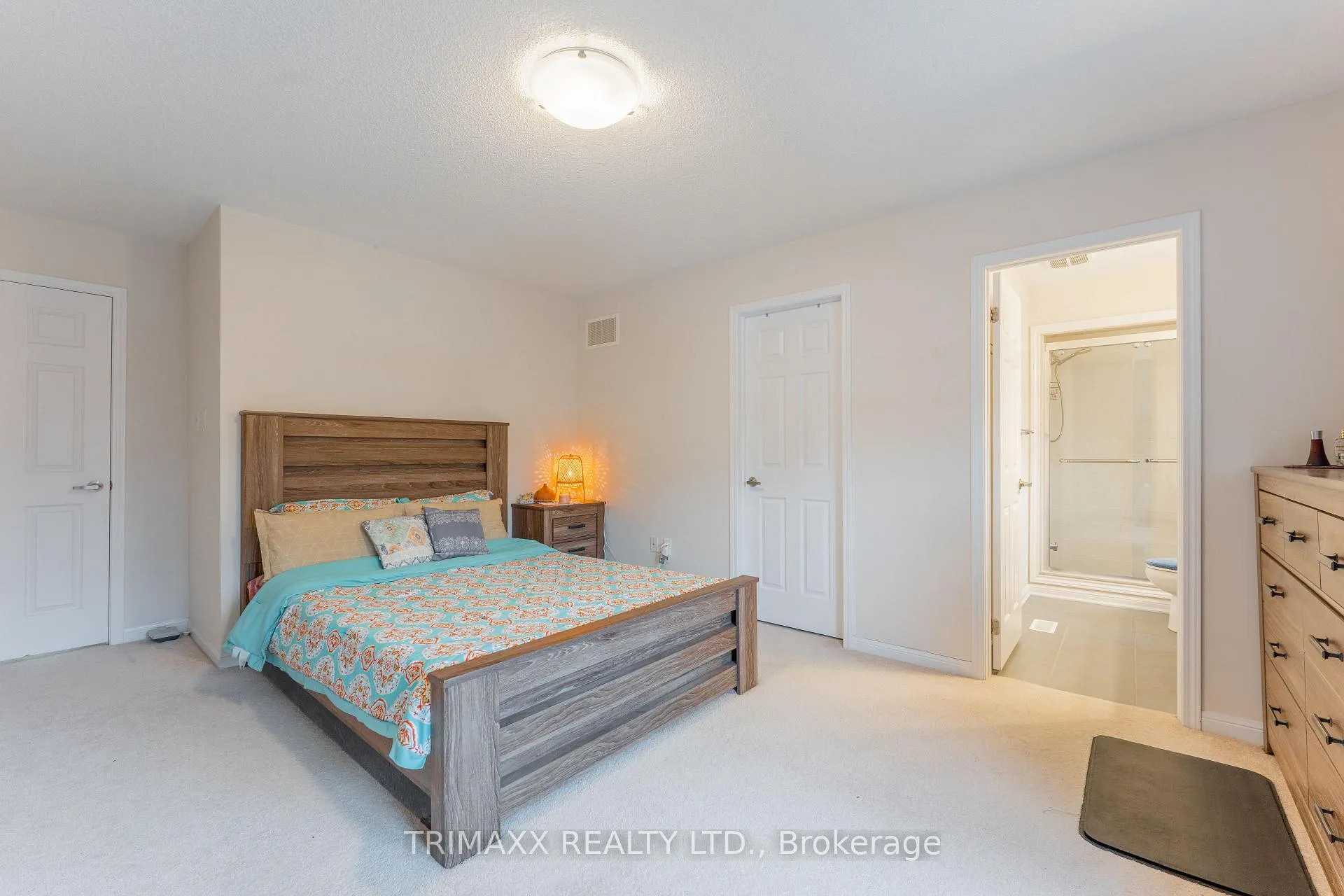 Photo 17 of 68 Robert Parkinson Drive, Brampton, Northwest Brampton — HOMEH