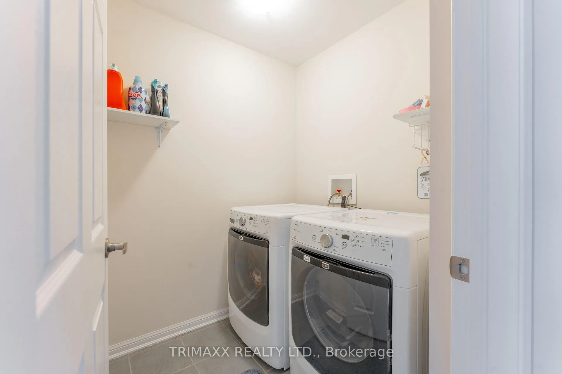 Photo 39 of 68 Robert Parkinson Drive, Brampton, Northwest Brampton — HOMEH