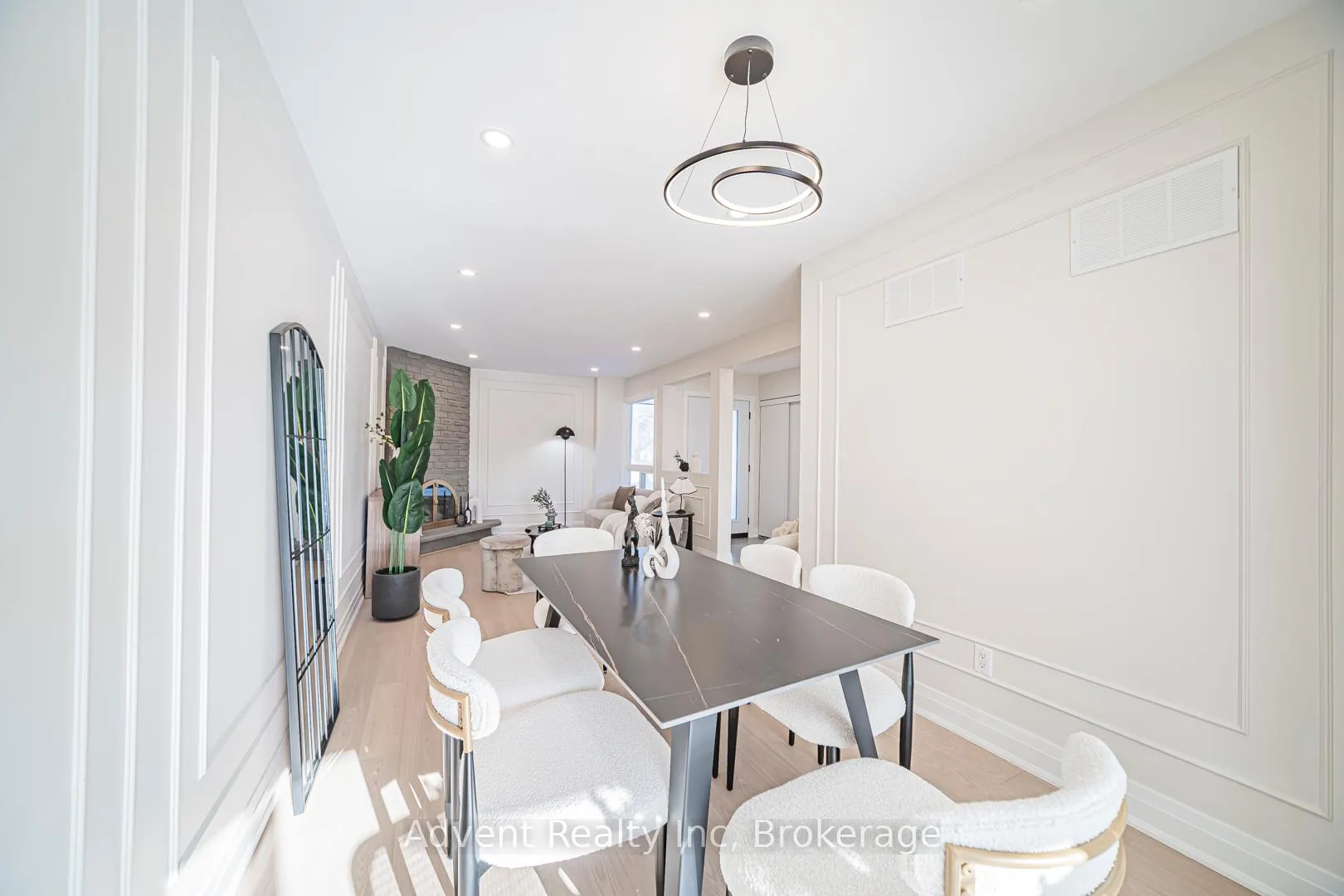 Photo 13 of 53 Cheeseman Drive, Markham, Milliken Mills West — HOMEH