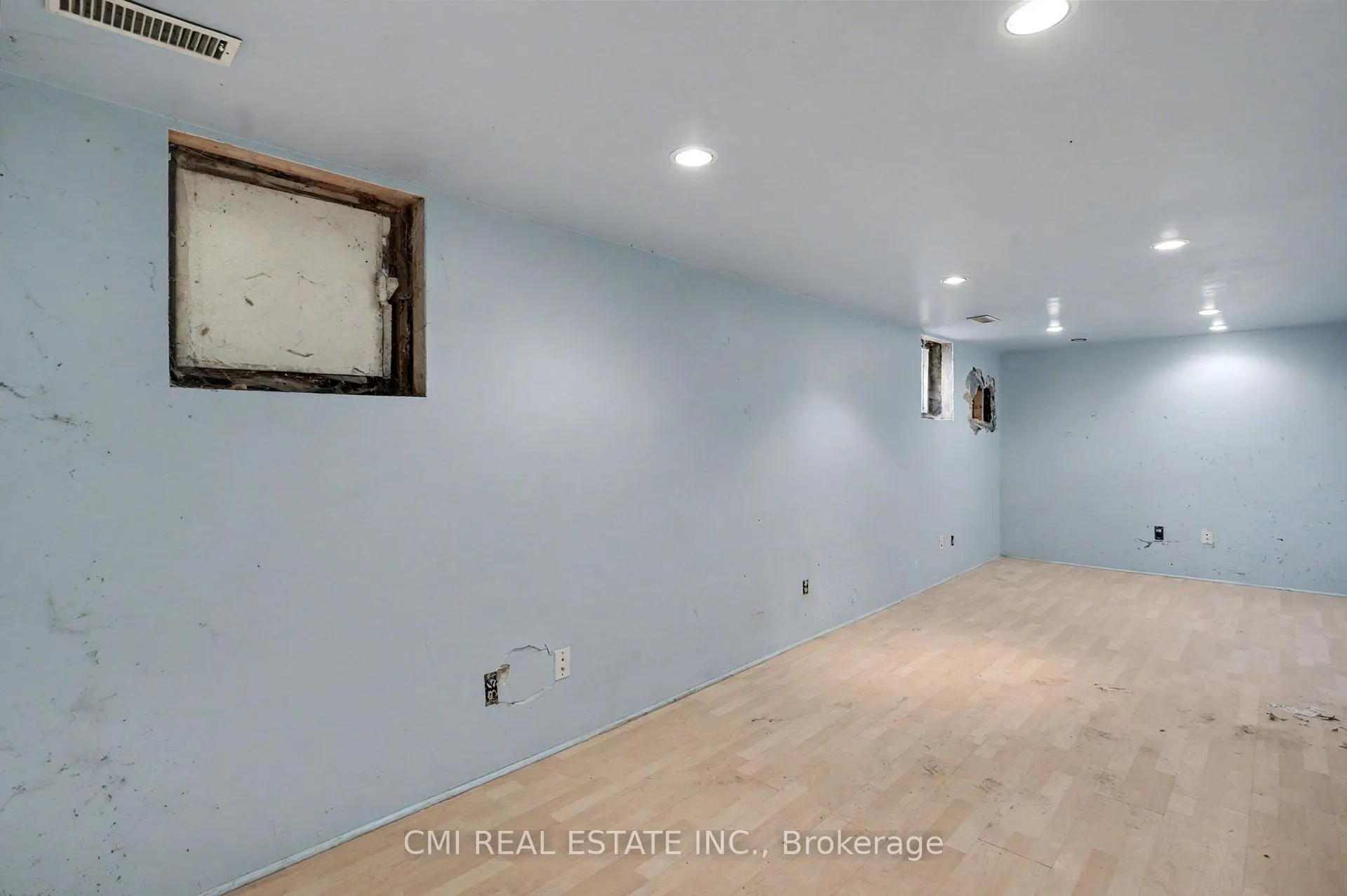 Photo 27 of 135 Madison Avenue S, Kitchener — HOMEH