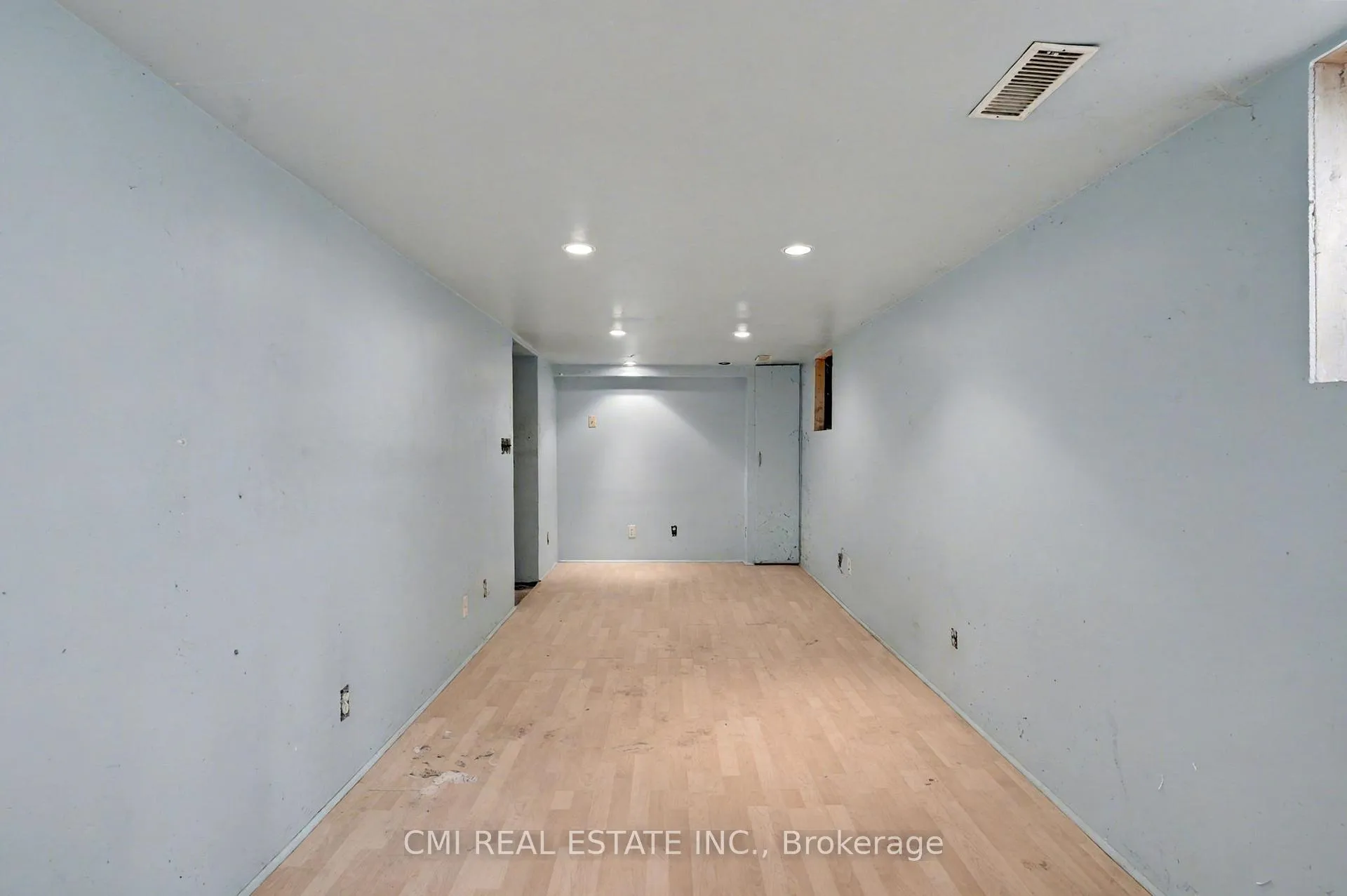 Photo 29 of 135 Madison Avenue S, Kitchener — HOMEH
