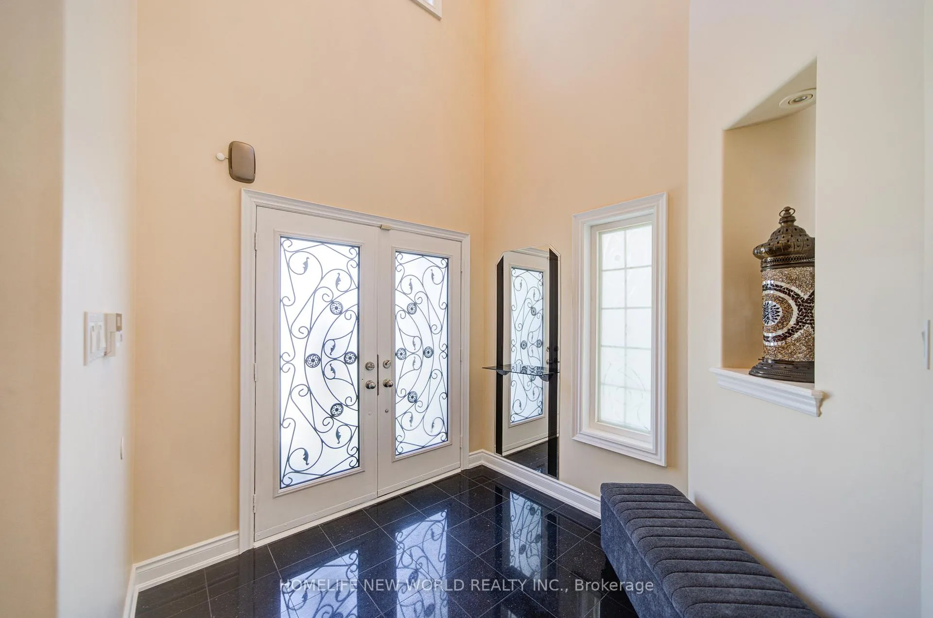 Photo 9 of 131 Ner Israel Drive, Vaughan, Patterson — HOMEH