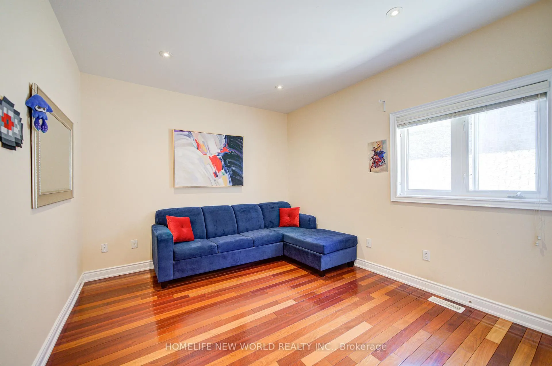 Photo 11 of 131 Ner Israel Drive, Vaughan, Patterson — HOMEH