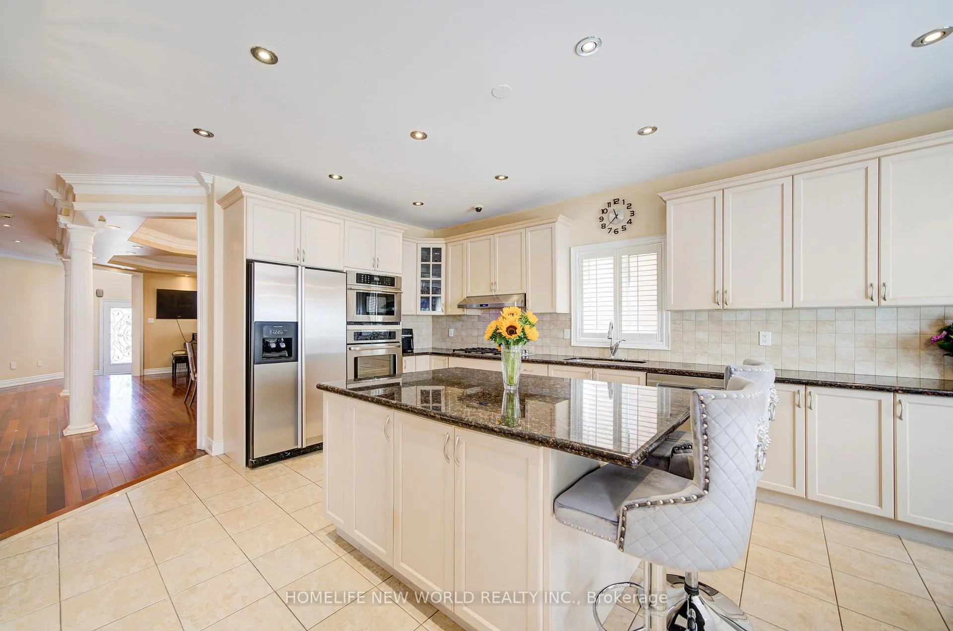 Photo 23 of 131 Ner Israel Drive, Vaughan, Patterson — HOMEH