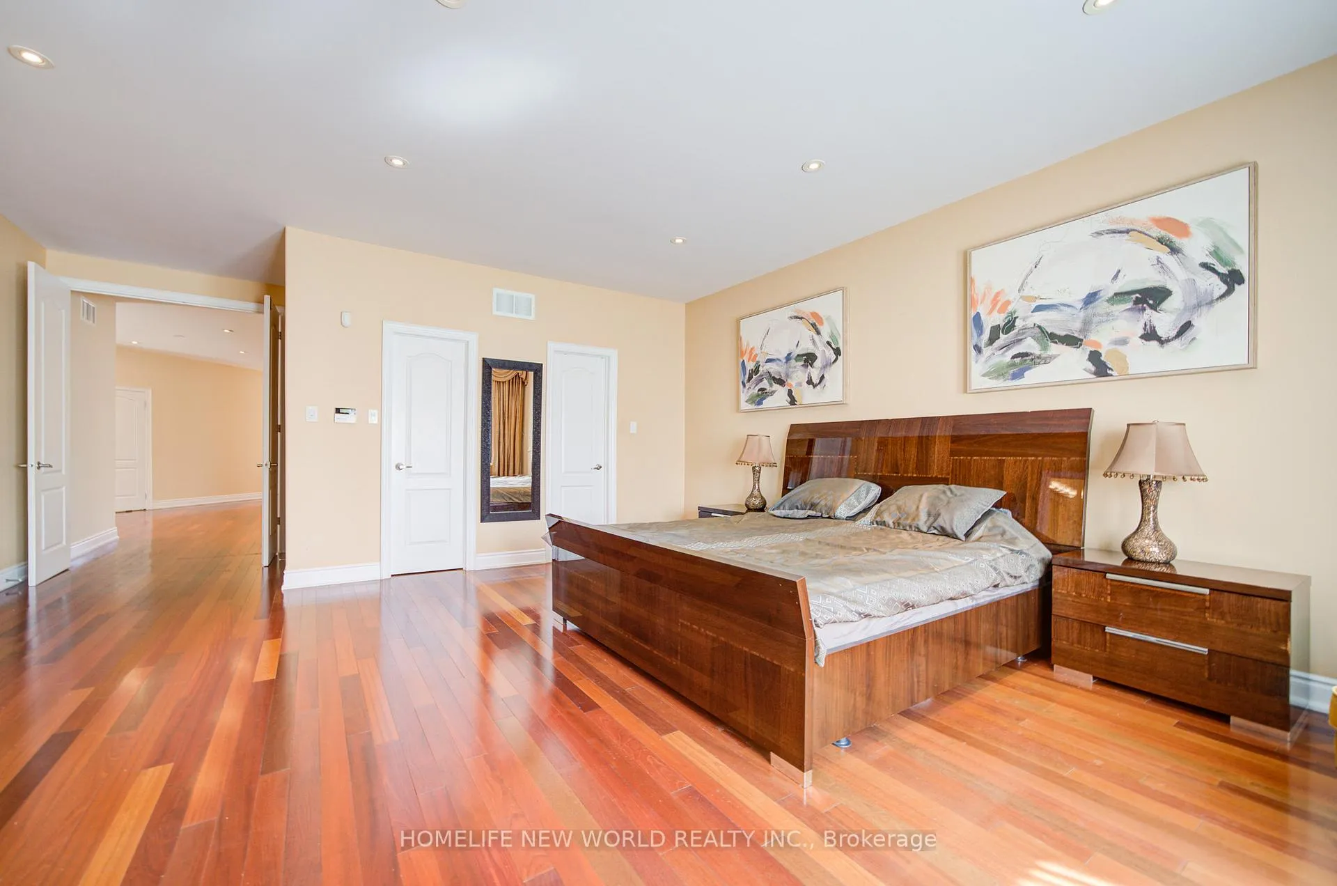 Photo 35 of 131 Ner Israel Drive, Vaughan, Patterson — HOMEH