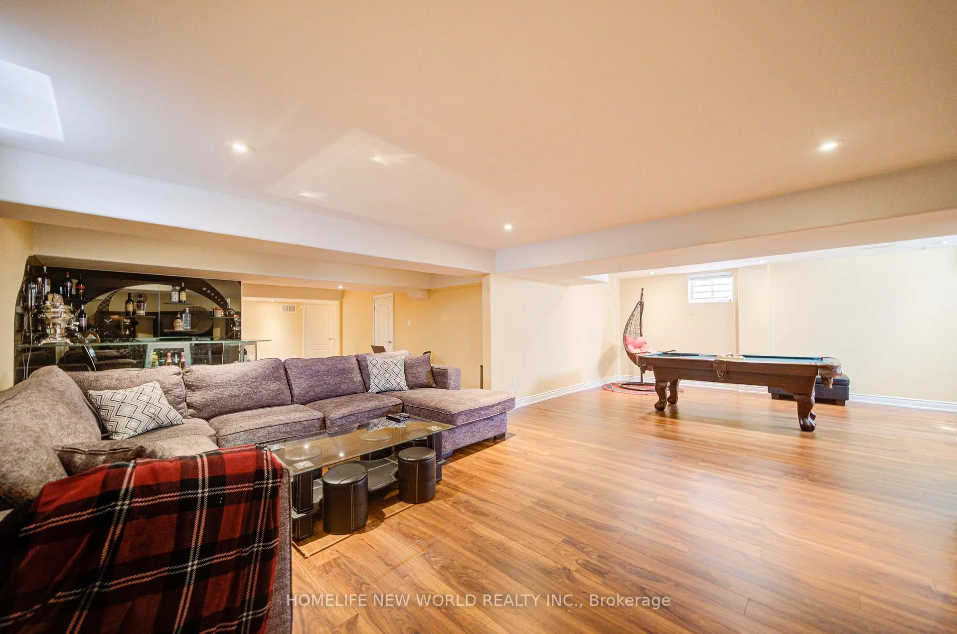 Photo 42 of 131 Ner Israel Drive, Vaughan, Patterson — HOMEH