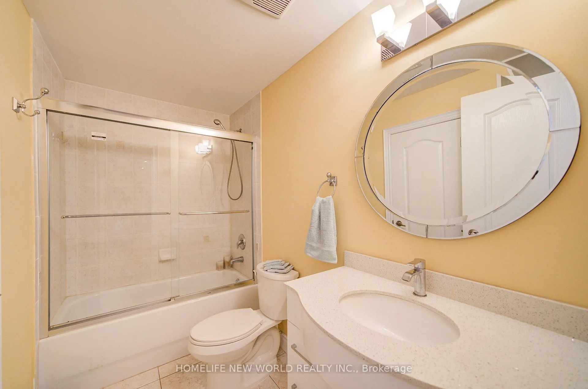 Photo 47 of 131 Ner Israel Drive, Vaughan, Patterson — HOMEH