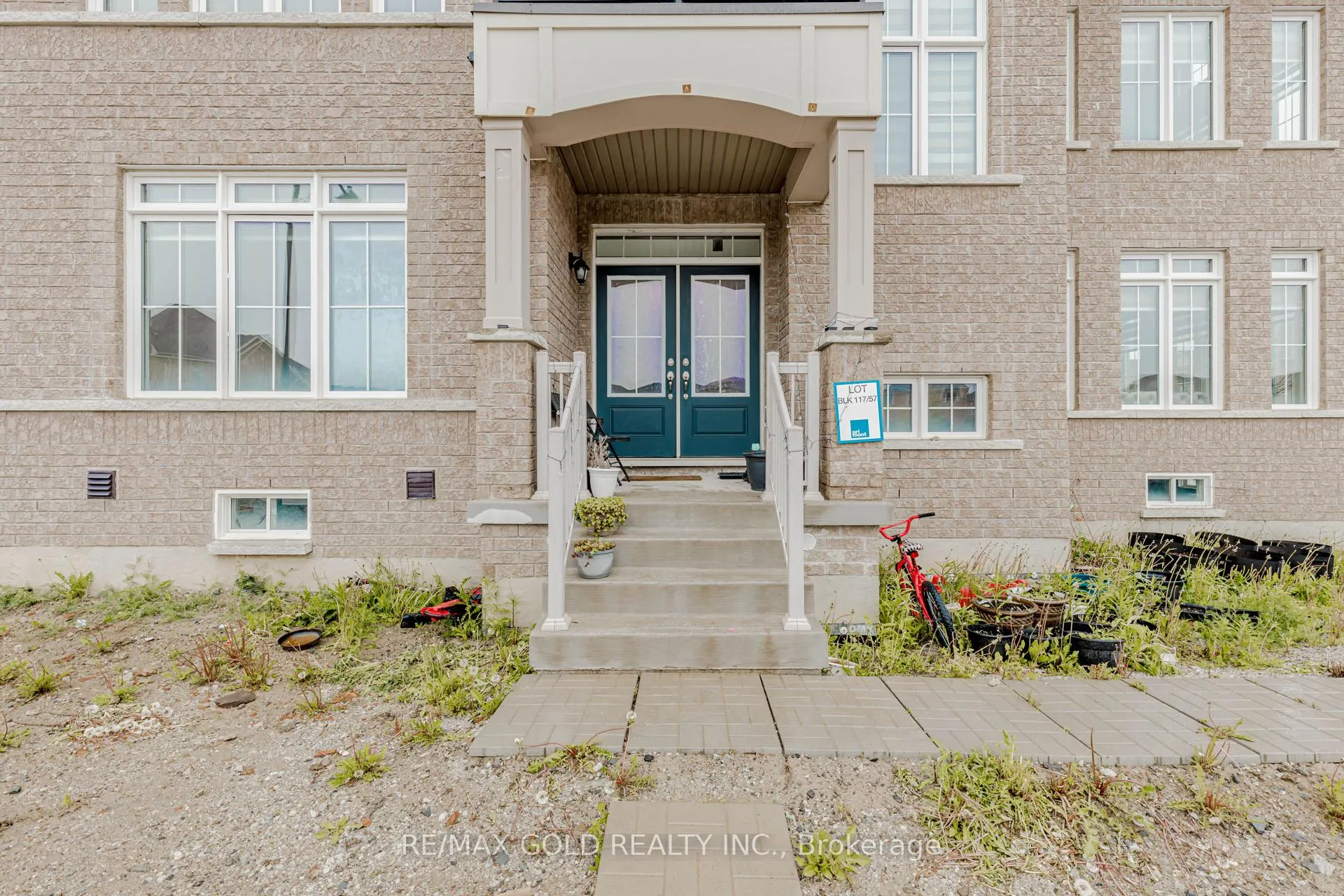 Photo 4 of 7 Portman Street, Caledon, Rural Caledon — HOMEH
