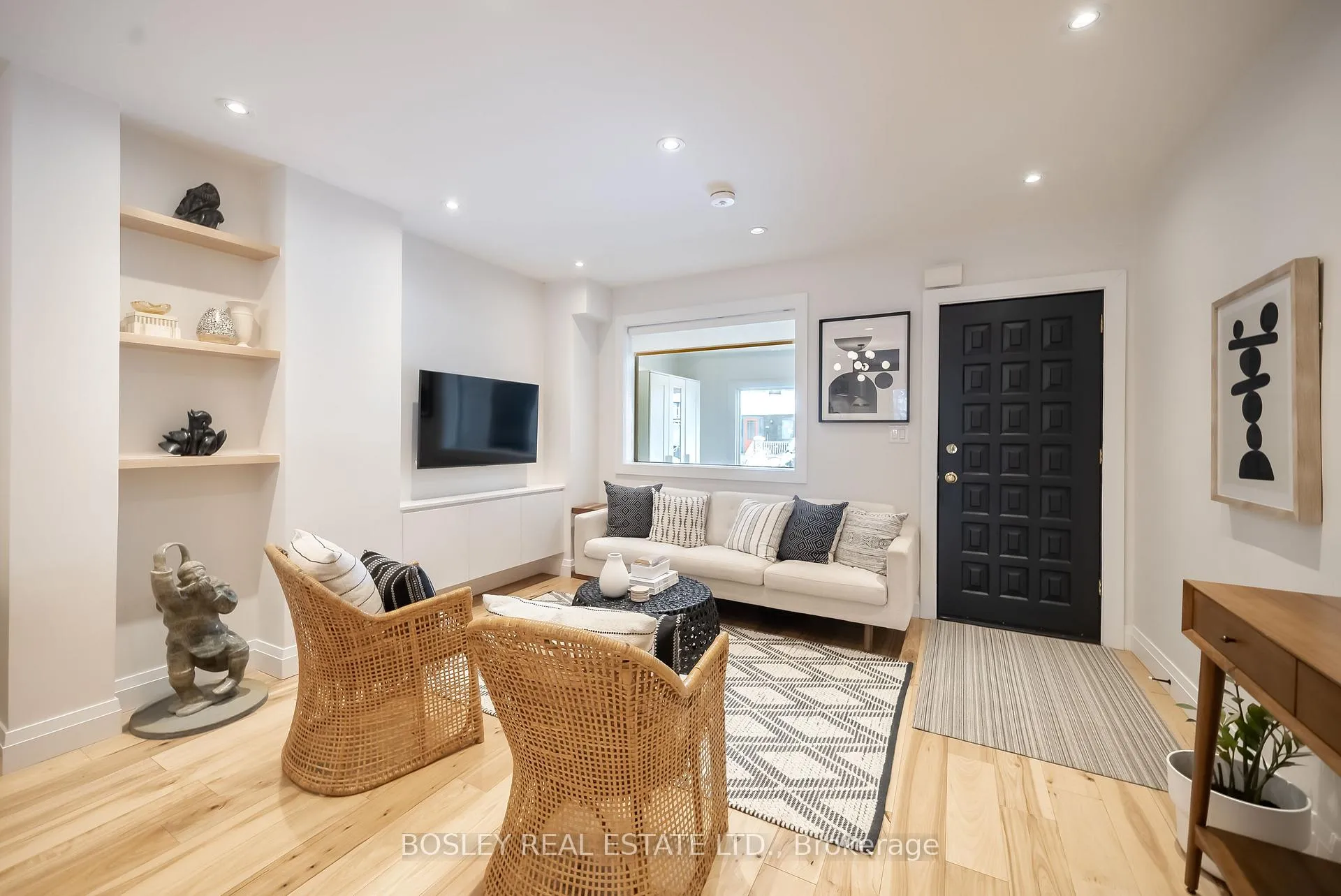 Photo 6 of 102 Woodfield Road, Toronto, Greenwood-Coxwell — HOMEH