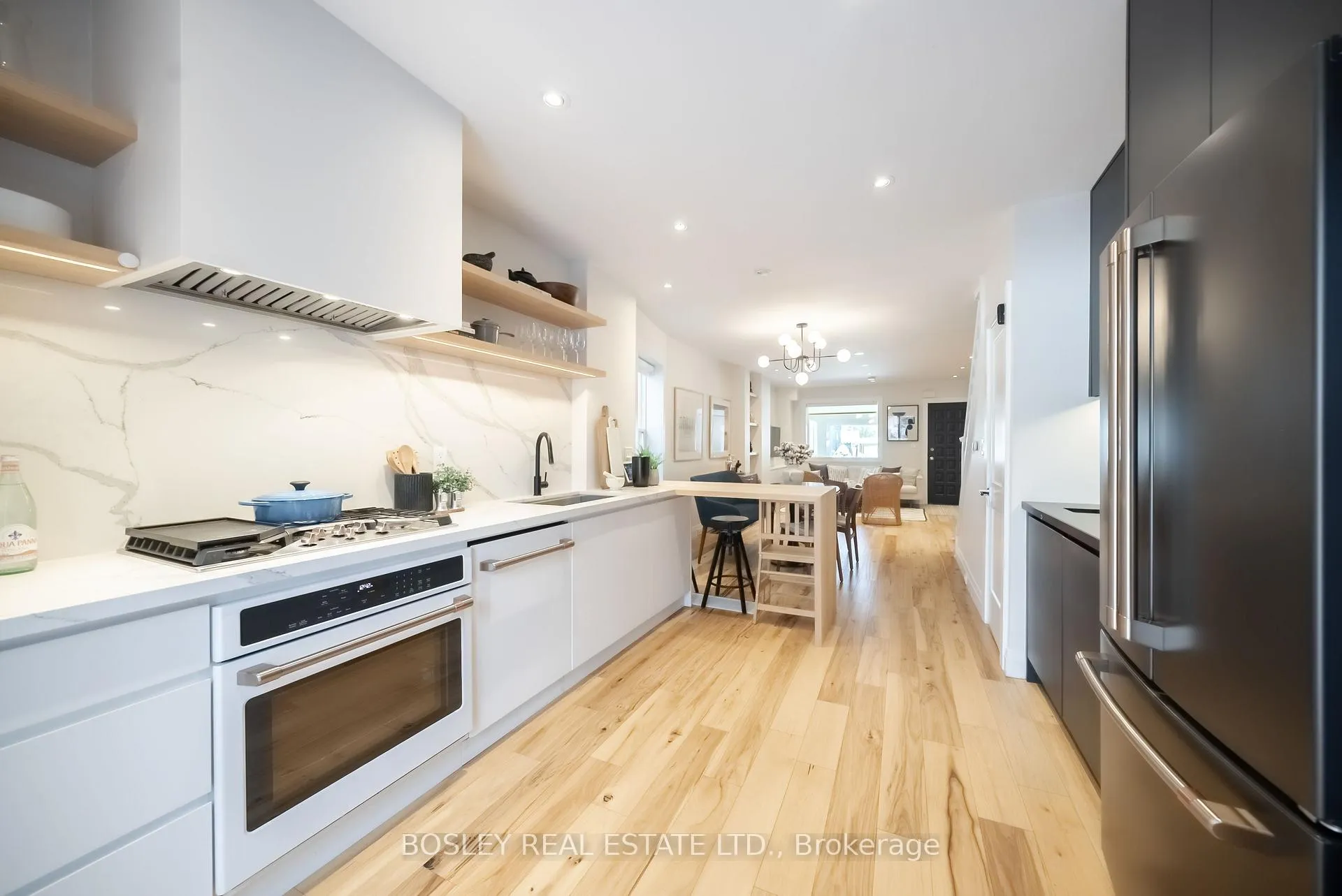 Photo 16 of 102 Woodfield Road, Toronto, Greenwood-Coxwell — HOMEH