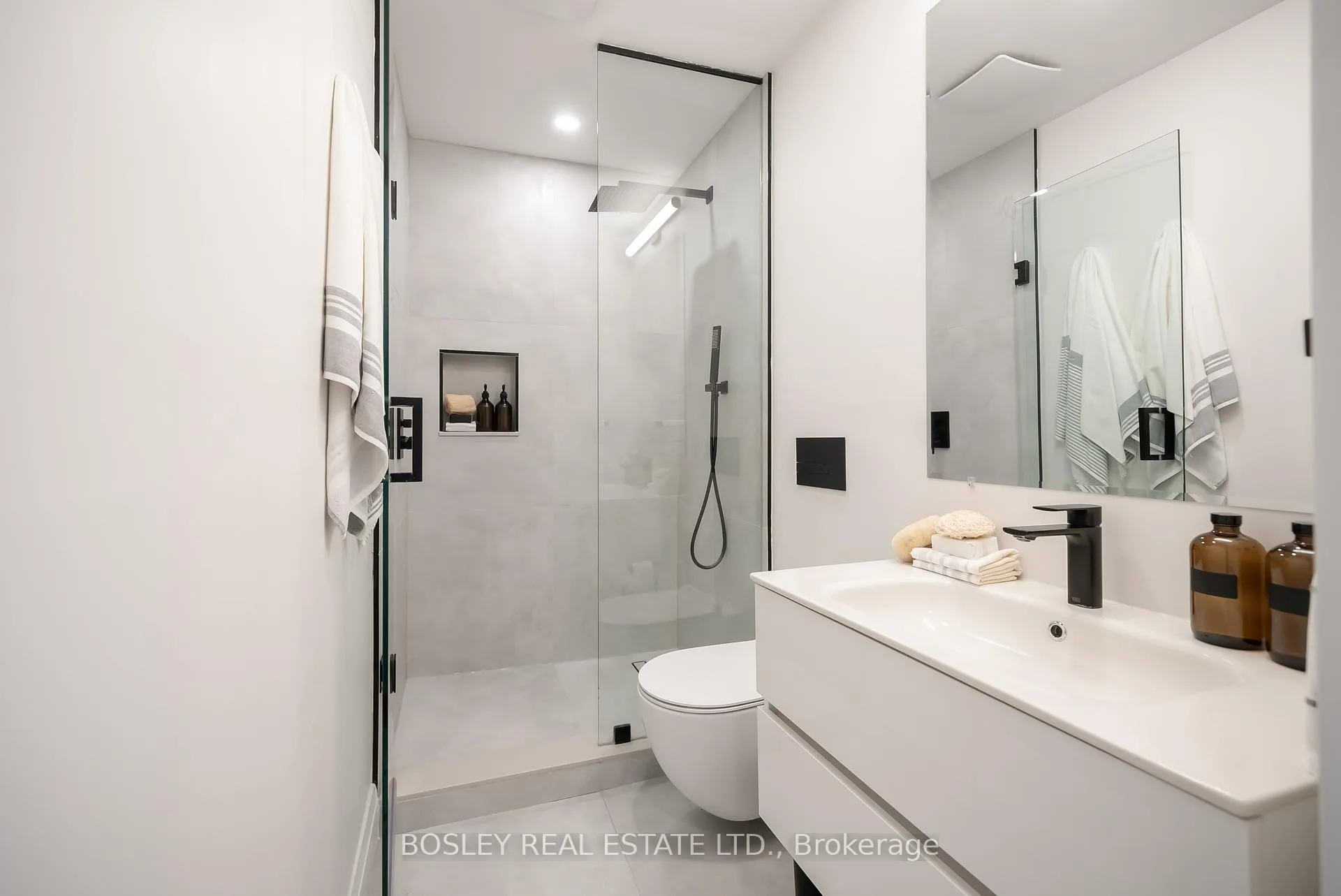 Photo 28 of 102 Woodfield Road, Toronto, Greenwood-Coxwell — HOMEH