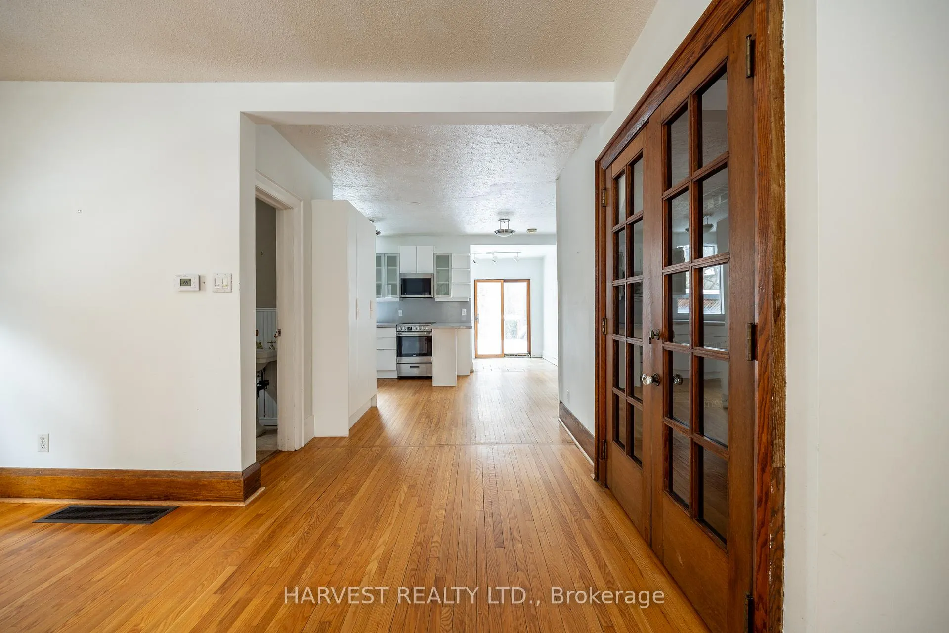Photo 16 of 14 Tilson Road, Toronto, Mount Pleasant East — HOMEH