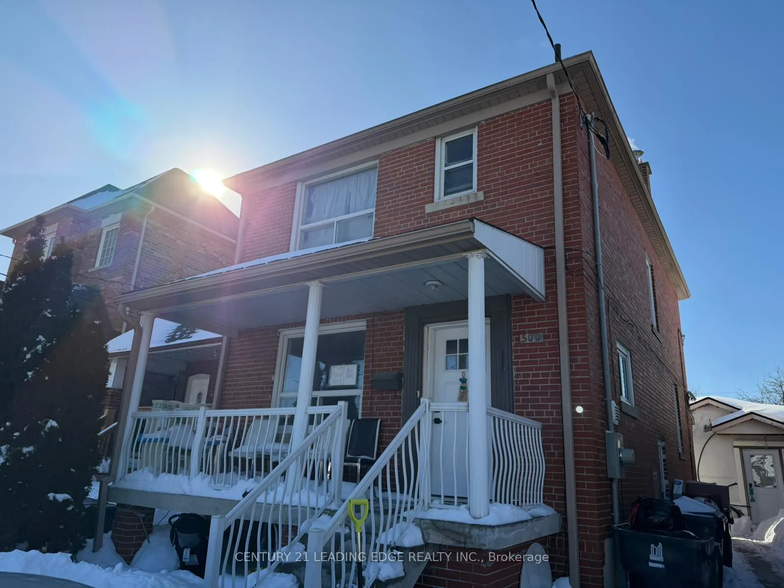 Front of 500 Caledonia Road