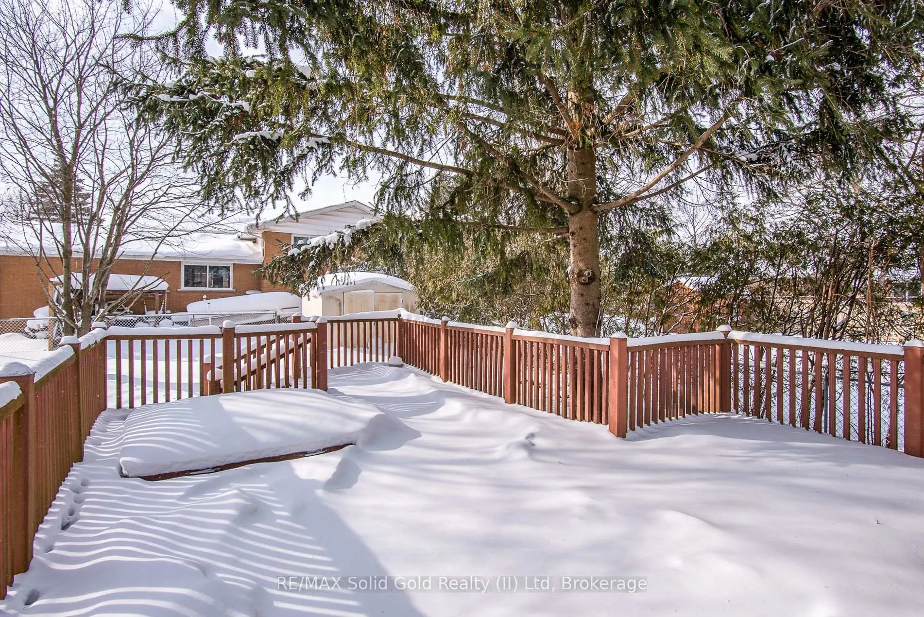 Photo 29 of 216 Northlake Drive, Waterloo — HOMEH