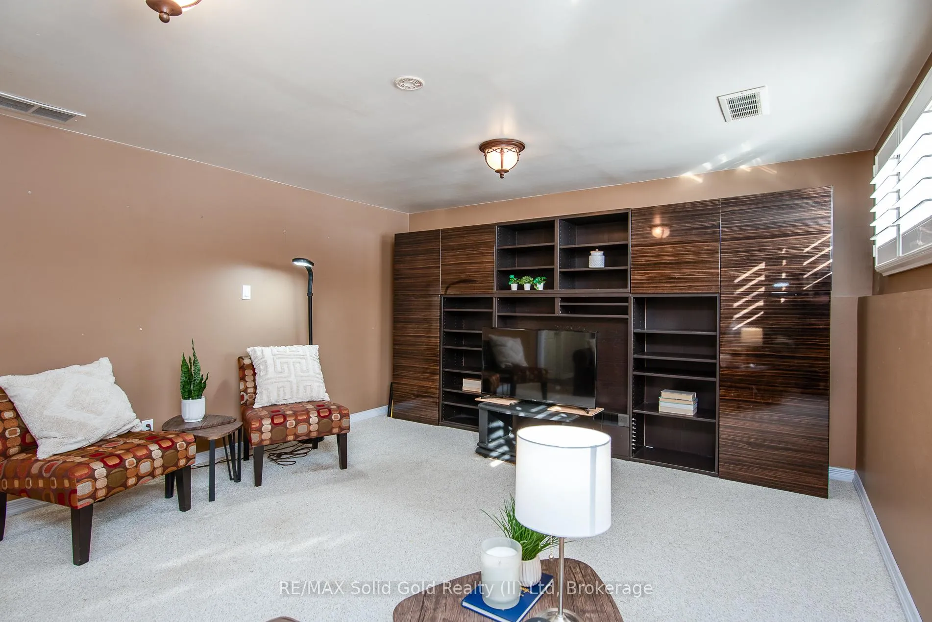 Photo 30 of 216 Northlake Drive, Waterloo — HOMEH