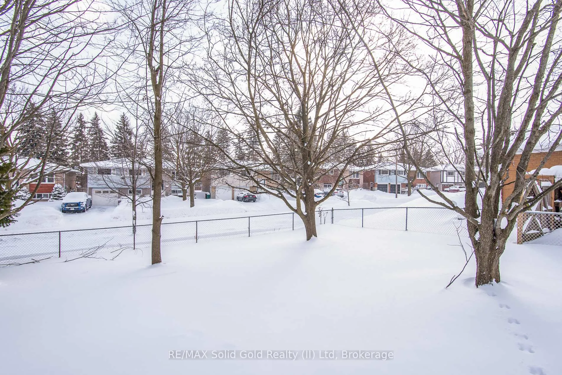 Photo 38 of 216 Northlake Drive, Waterloo — HOMEH