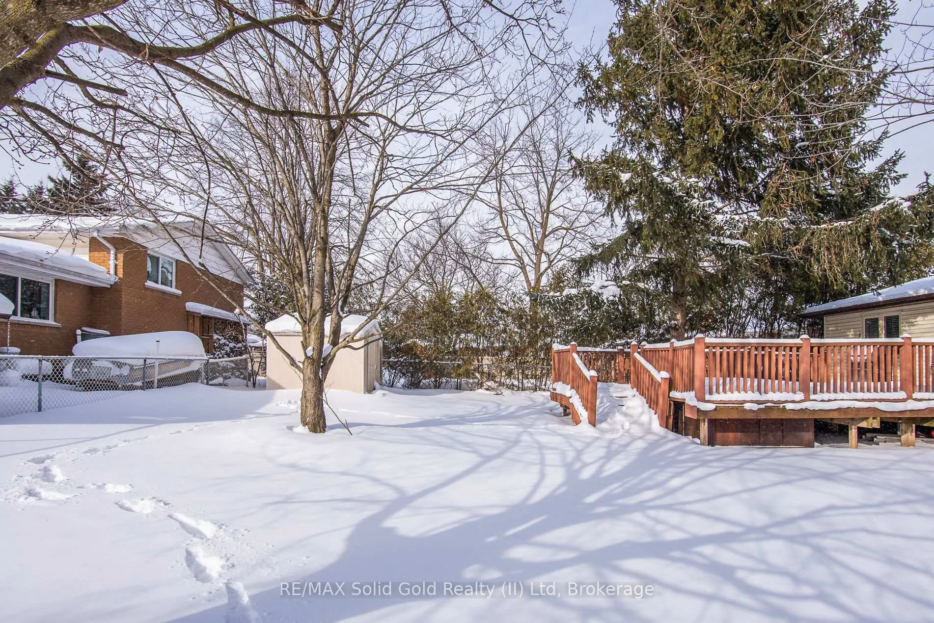 Photo 40 of 216 Northlake Drive, Waterloo — HOMEH