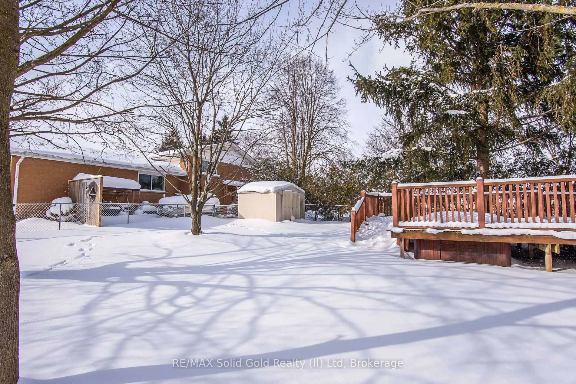 Photo 42 of 216 Northlake Drive, Waterloo — HOMEH
