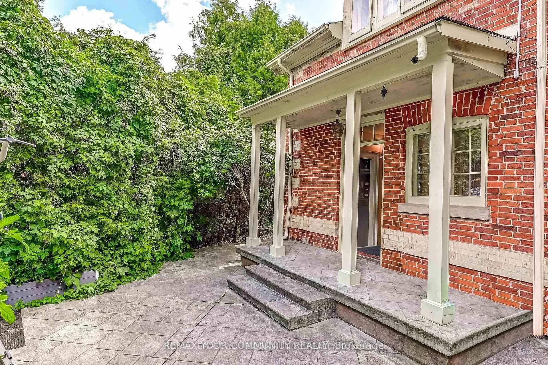 Photo 34 of 54 Cricklewood Crescent, Markham, Royal Orchard — HOMEH