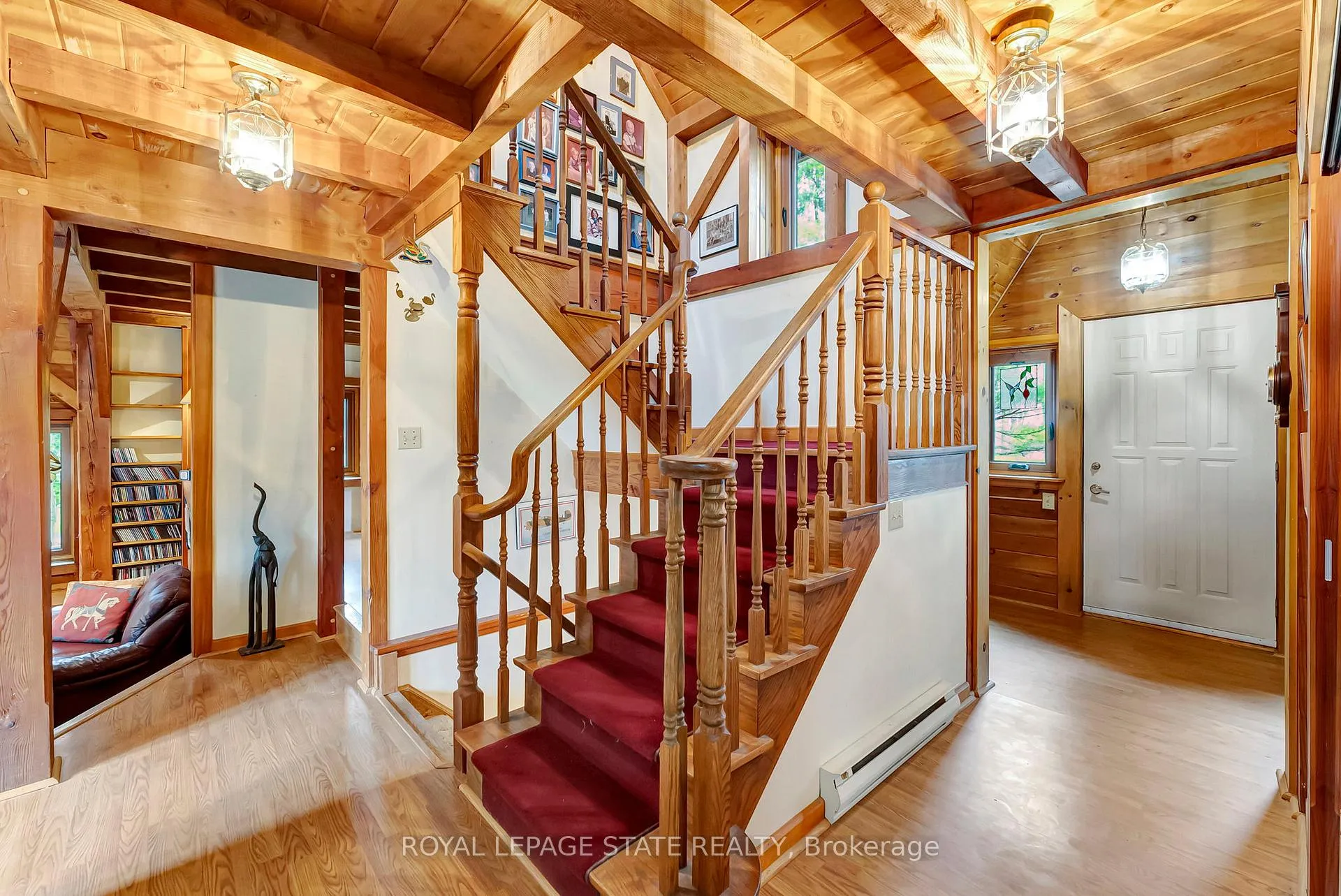 Photo 3 of 1548 Mineral Springs Road W, Hamilton, Ancaster — HOMEH