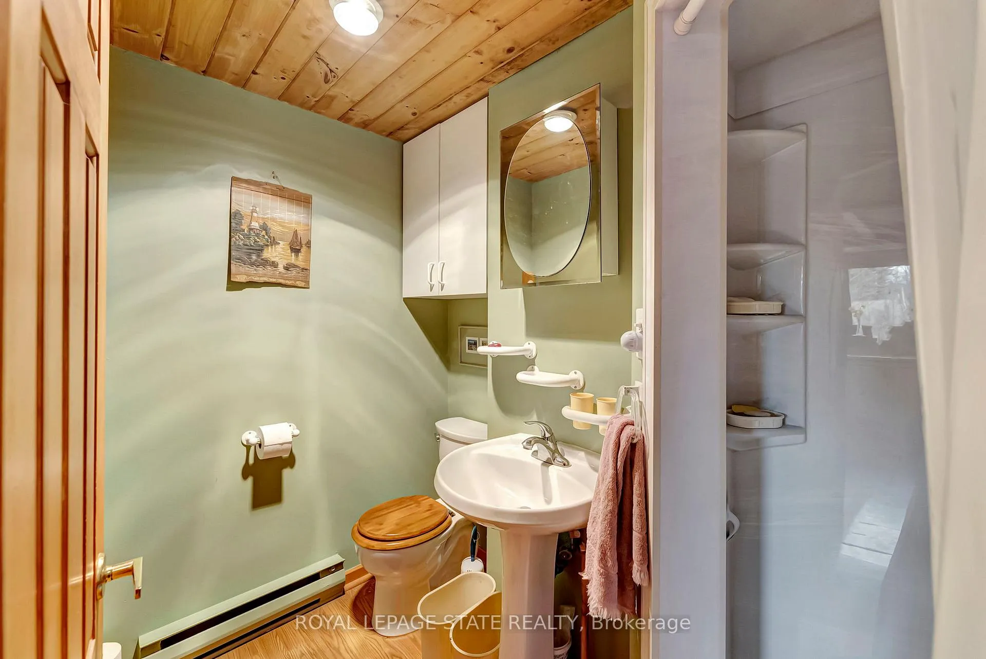 Photo 8 of 1548 Mineral Springs Road W, Hamilton, Ancaster — HOMEH