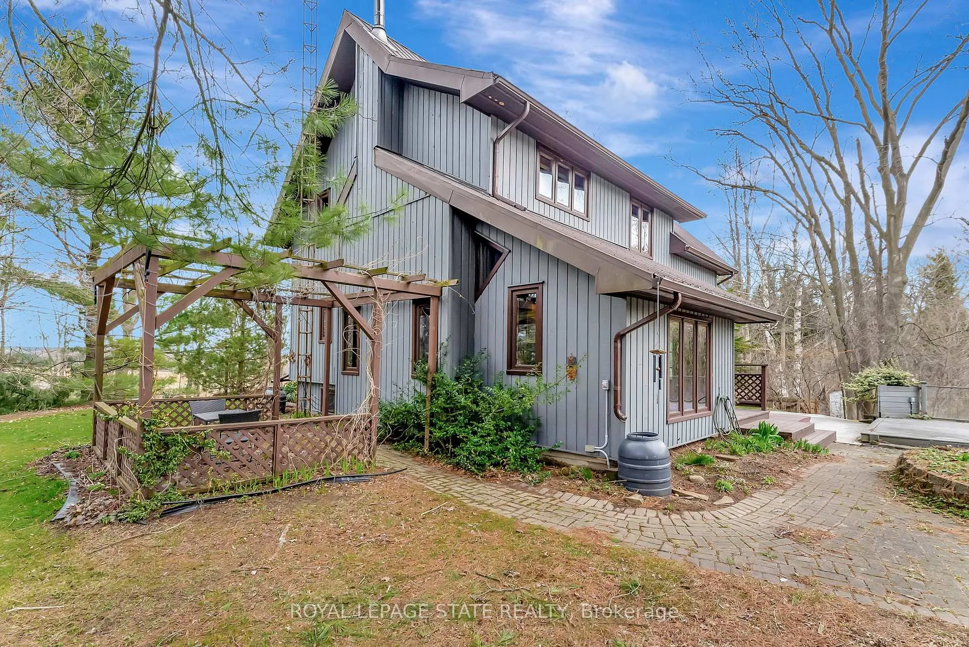 Photo 39 of 1548 Mineral Springs Road W, Hamilton, Ancaster — HOMEH