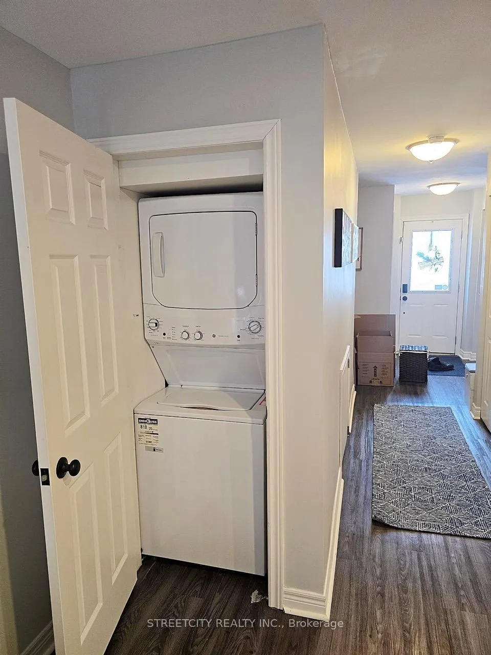 Photo 19 of 52 Fairview Crescent, Sarnia — HOMEH