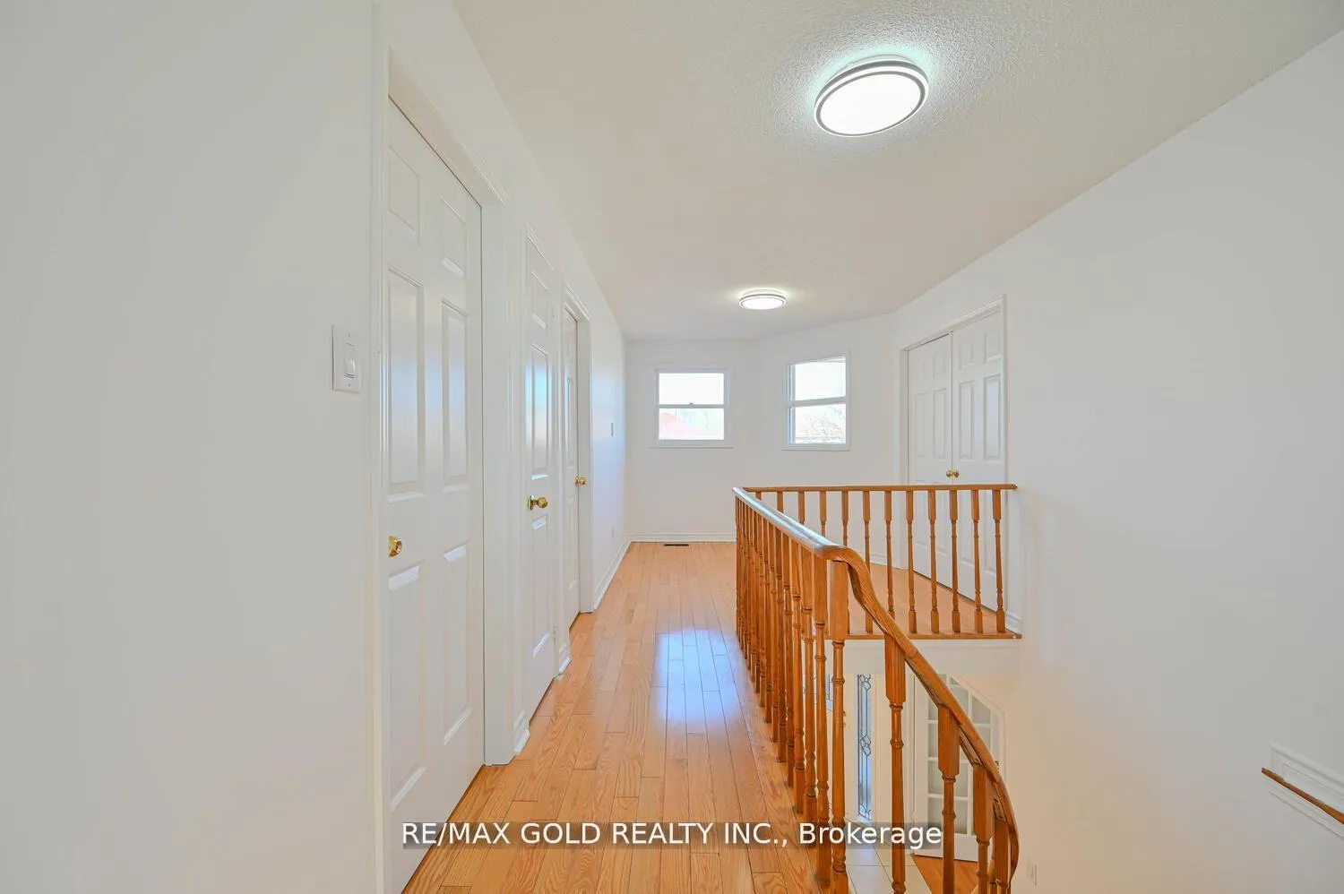 Photo 22 of 46 Plover Place, Brampton, Fletcher's Creek South — HOMEH
