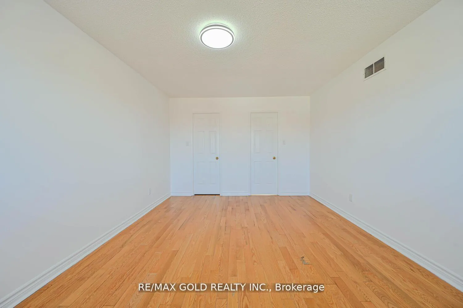 Photo 31 of 46 Plover Place, Brampton, Fletcher's Creek South — HOMEH