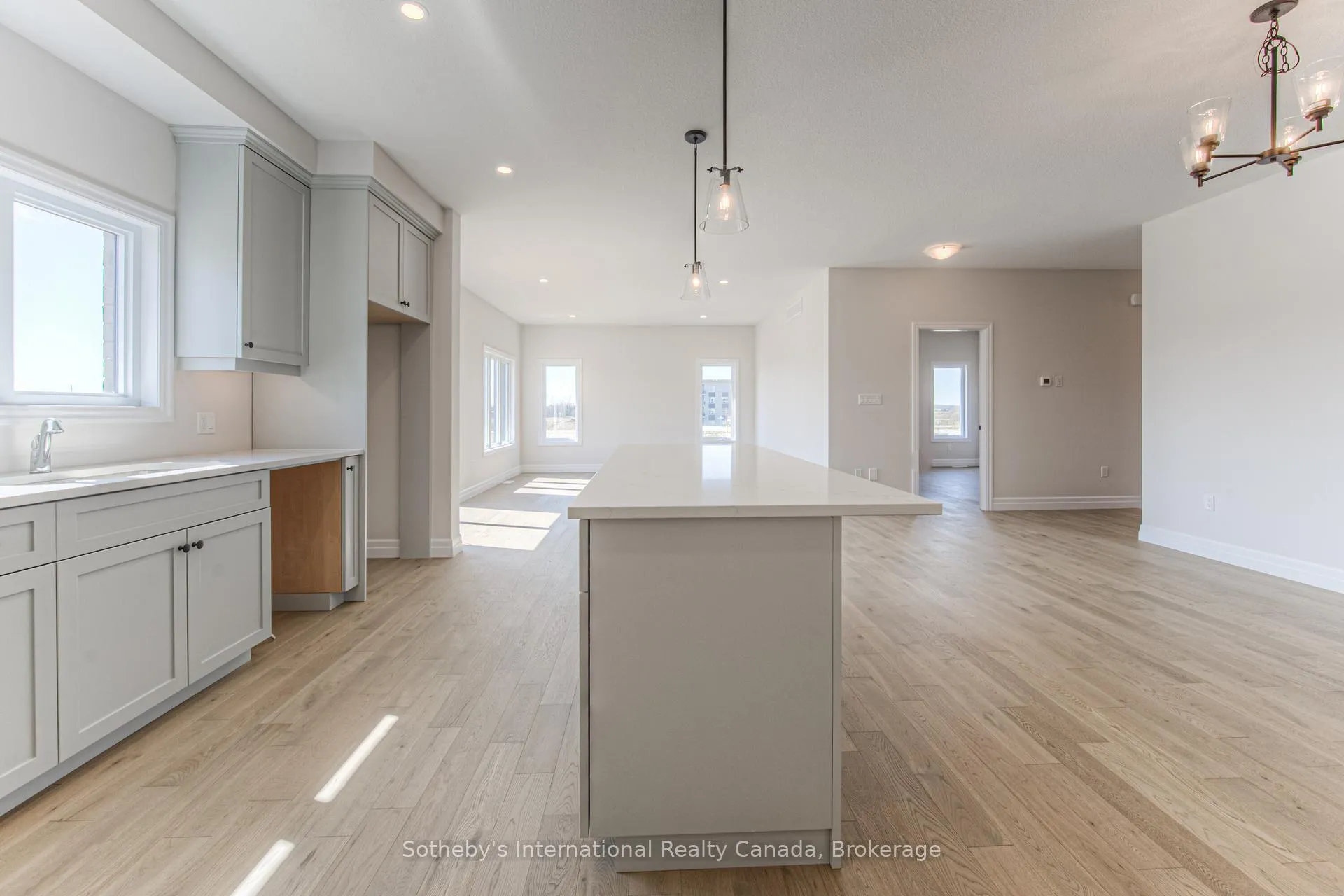 Photo 7 of 672 Wray Avenue S, North Perth, Listowel — HOMEH