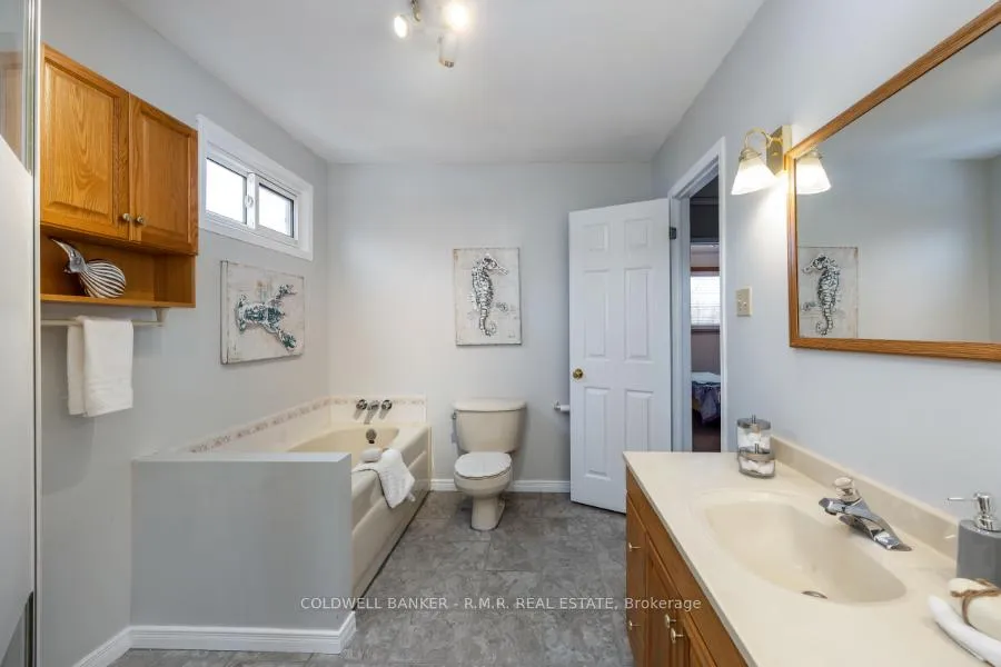 Photo 23 of 80 Little Avenue, Clarington, Bowmanville — HOMEH