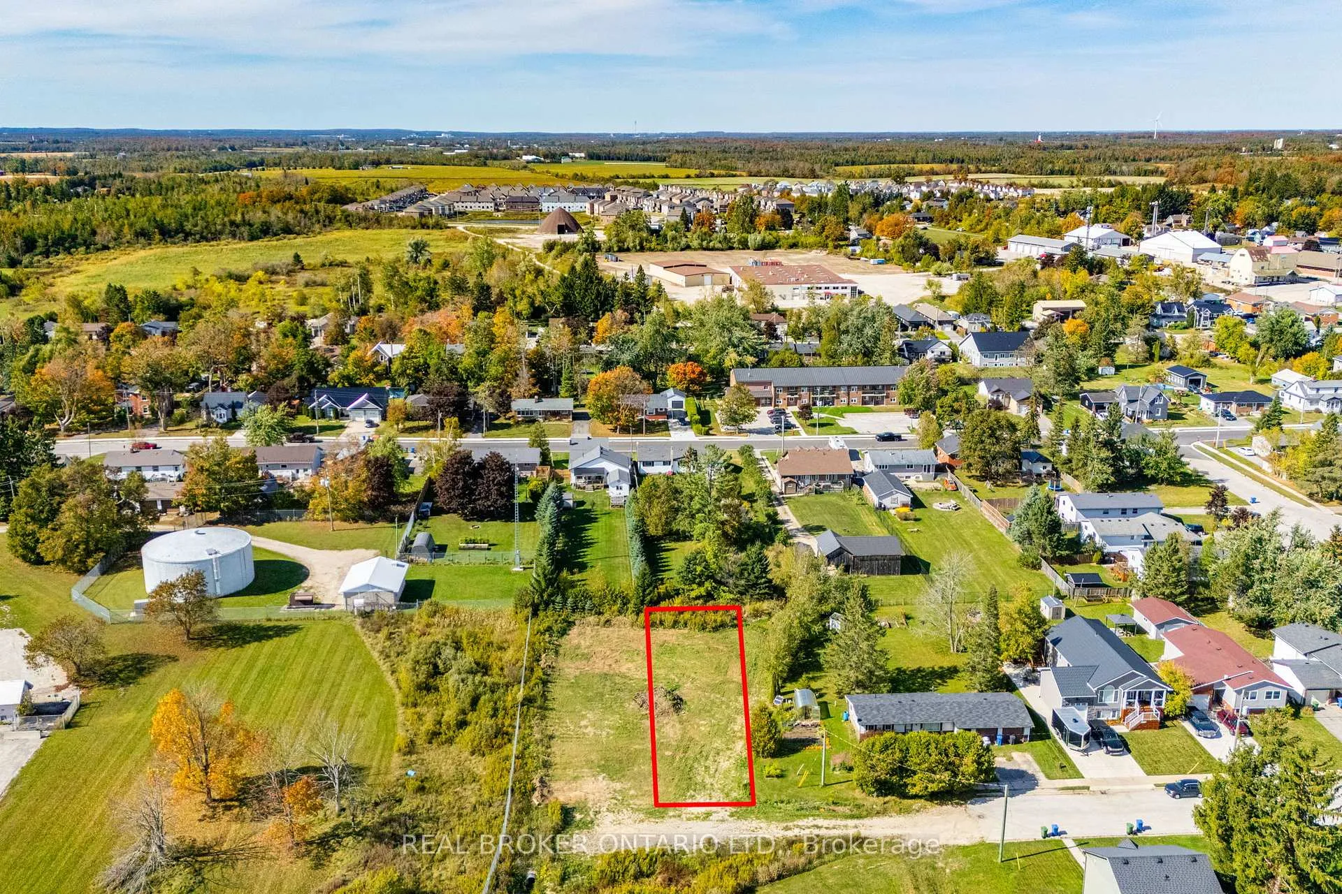 Front of Lot 17 Gold Street W
