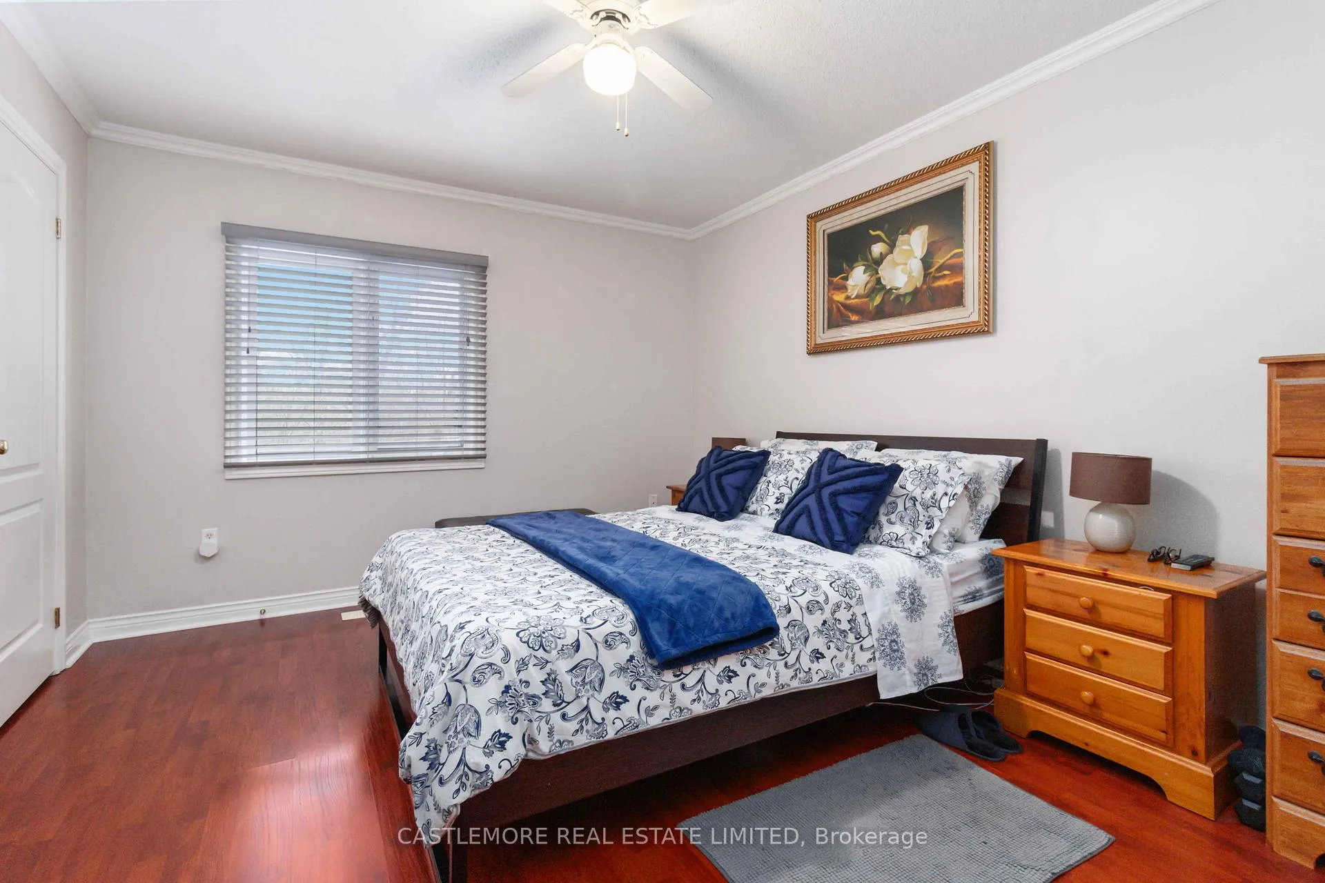 Photo 13 of 92 pressed brick Drive S, Brampton, Brampton North — HOMEH
