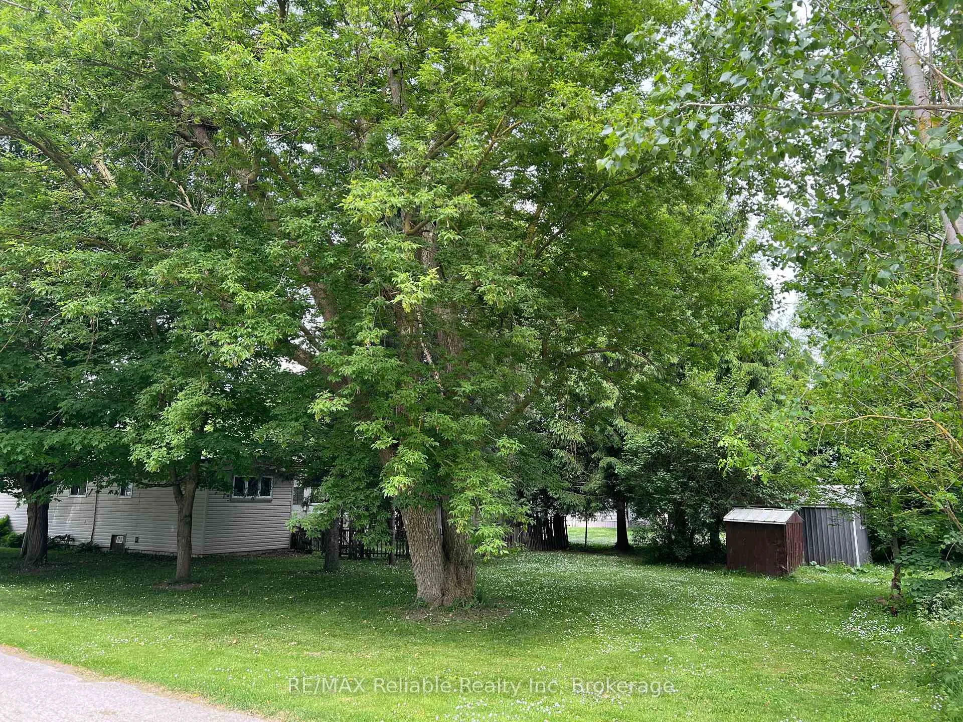 Photo 9 of 31 Trailer Park Road, Huron East, Brussels — HOMEH