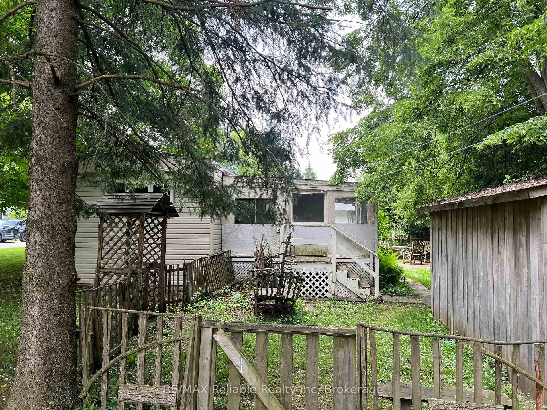 Photo 13 of 31 Trailer Park Road, Huron East, Brussels — HOMEH