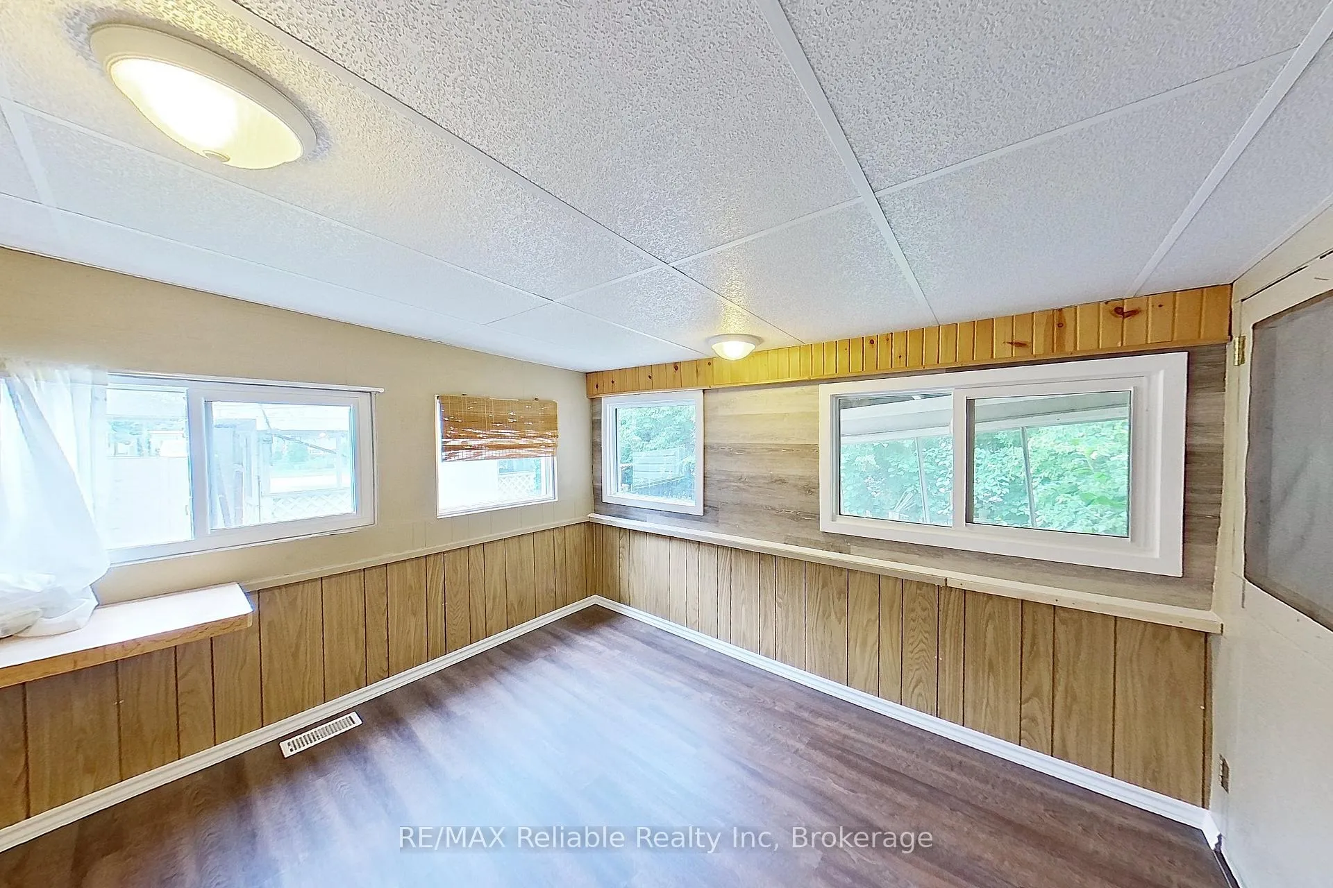 Photo 41 of 31 Trailer Park Road, Huron East, Brussels — HOMEH
