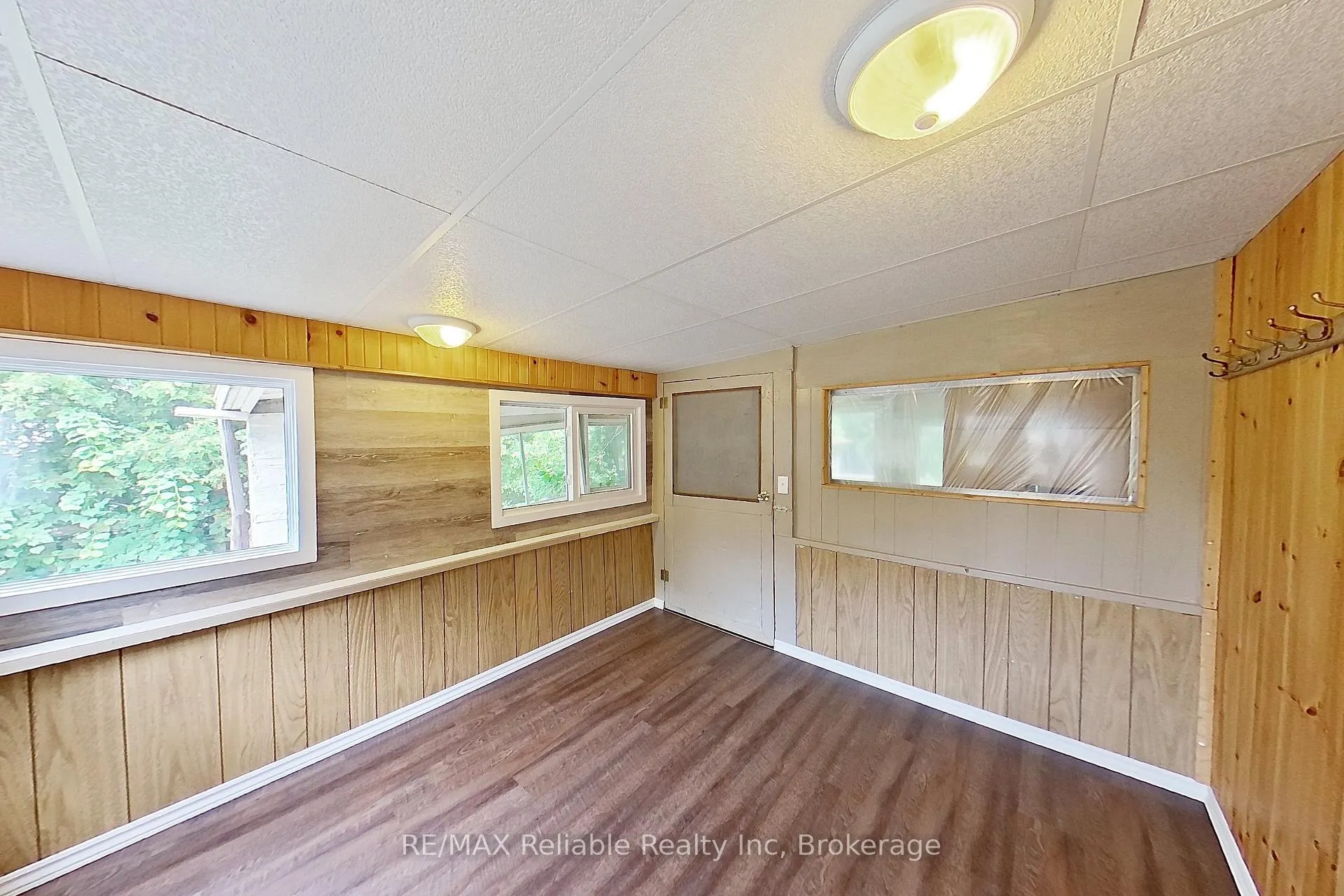 Photo 42 of 31 Trailer Park Road, Huron East, Brussels — HOMEH