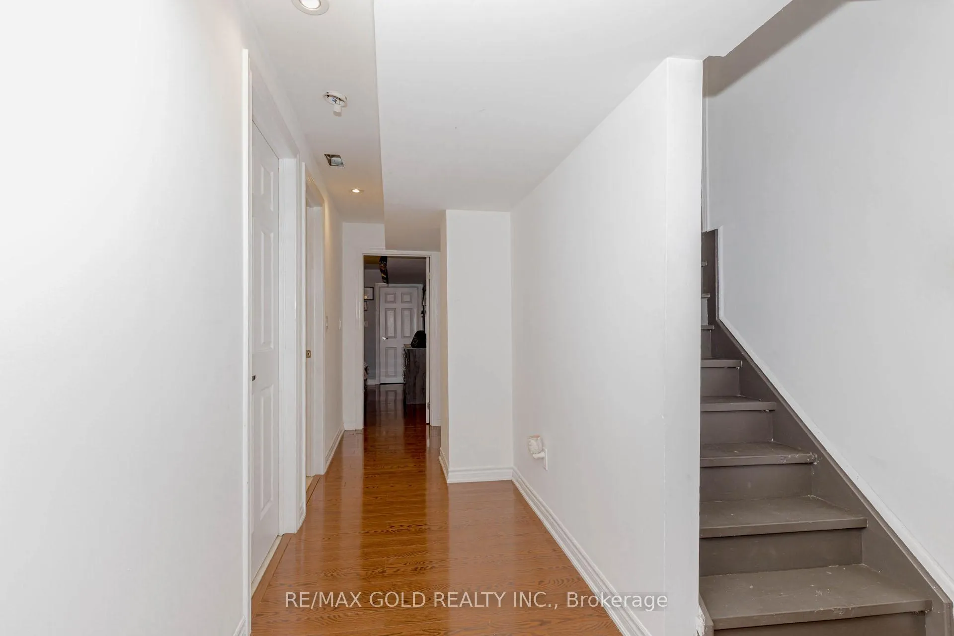 Photo 42 of 17 Roxton Crescent, Brampton, Fletcher's Meadow — HOMEH