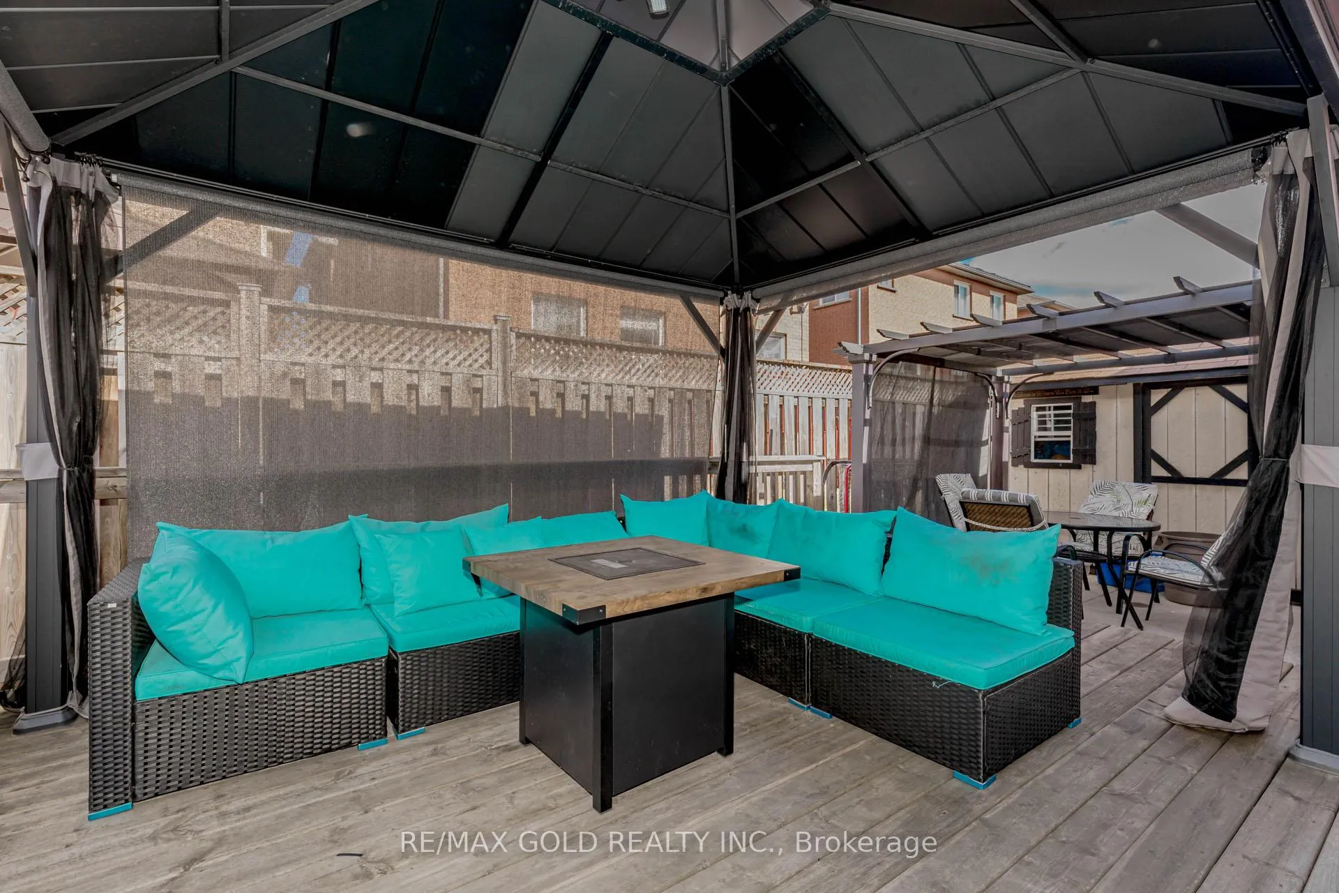 Photo 48 of 17 Roxton Crescent, Brampton, Fletcher's Meadow — HOMEH