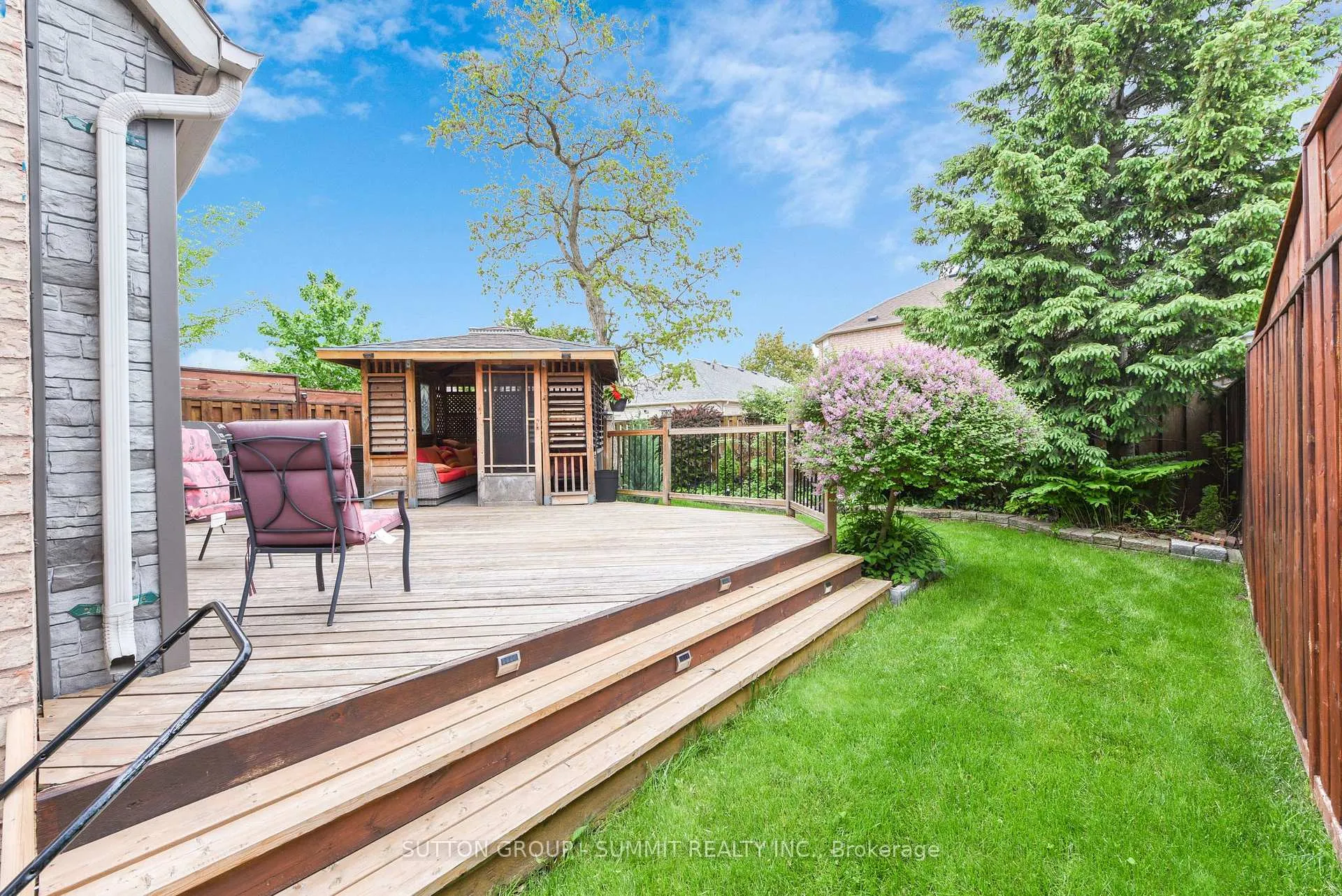Photo 2 of 7 Blue Lake Avenue, Brampton, Fletcher's Meadow — HOMEH