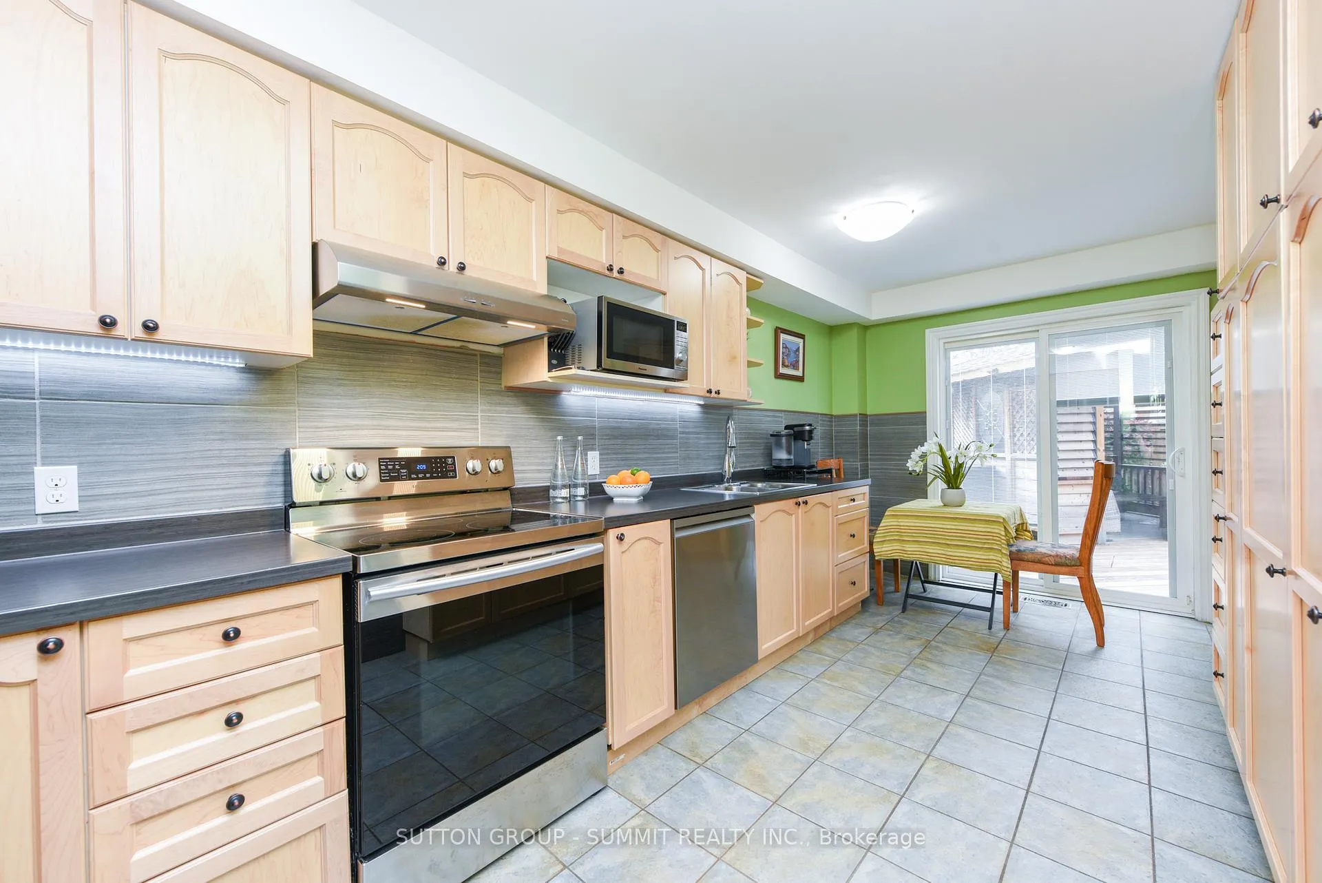 Photo 12 of 7 Blue Lake Avenue, Brampton, Fletcher's Meadow — HOMEH