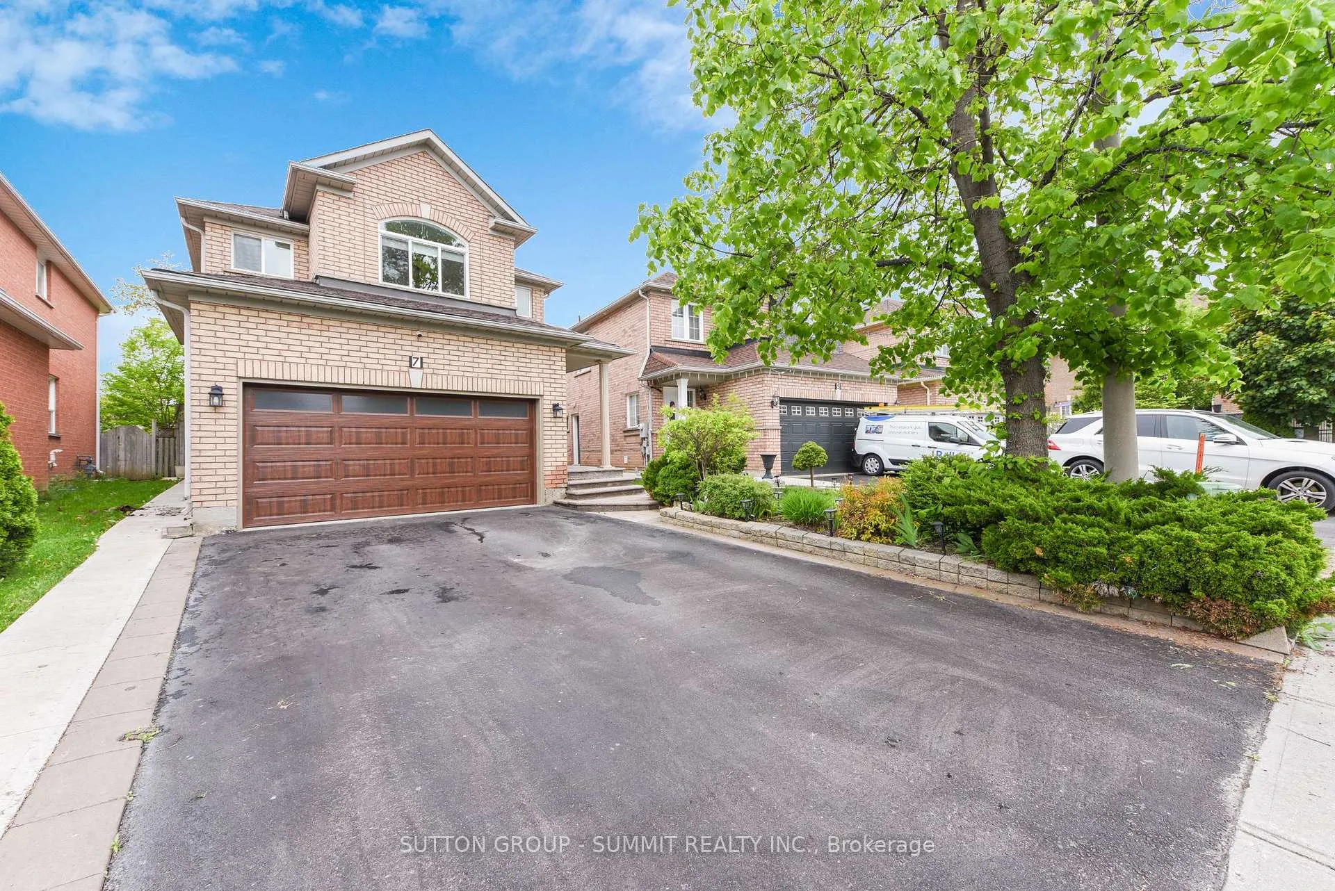 Photo 38 of 7 Blue Lake Avenue, Brampton, Fletcher's Meadow — HOMEH