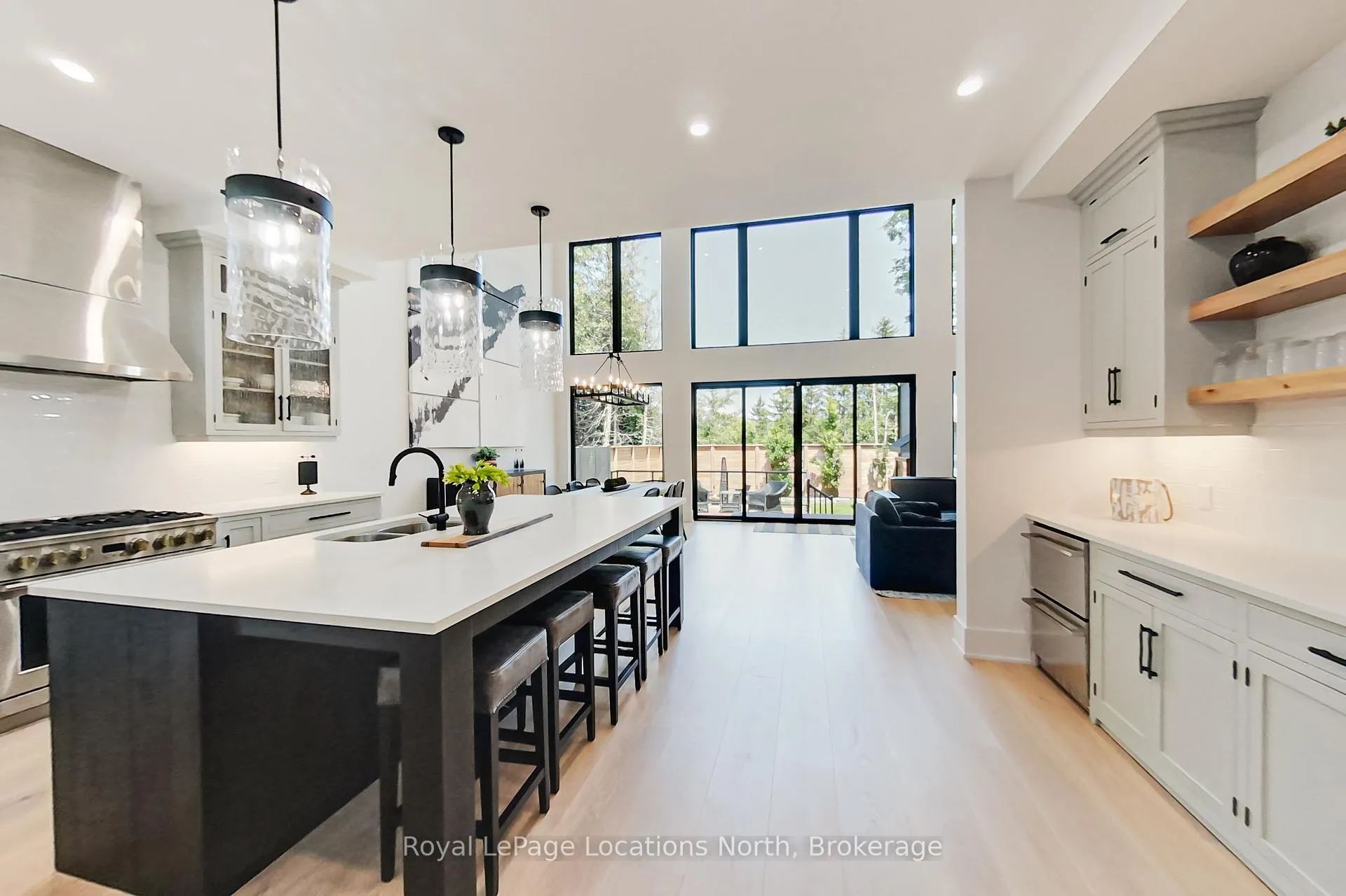 Photo 7 of 74 Arthur Street E, Blue Mountains — HOMEH