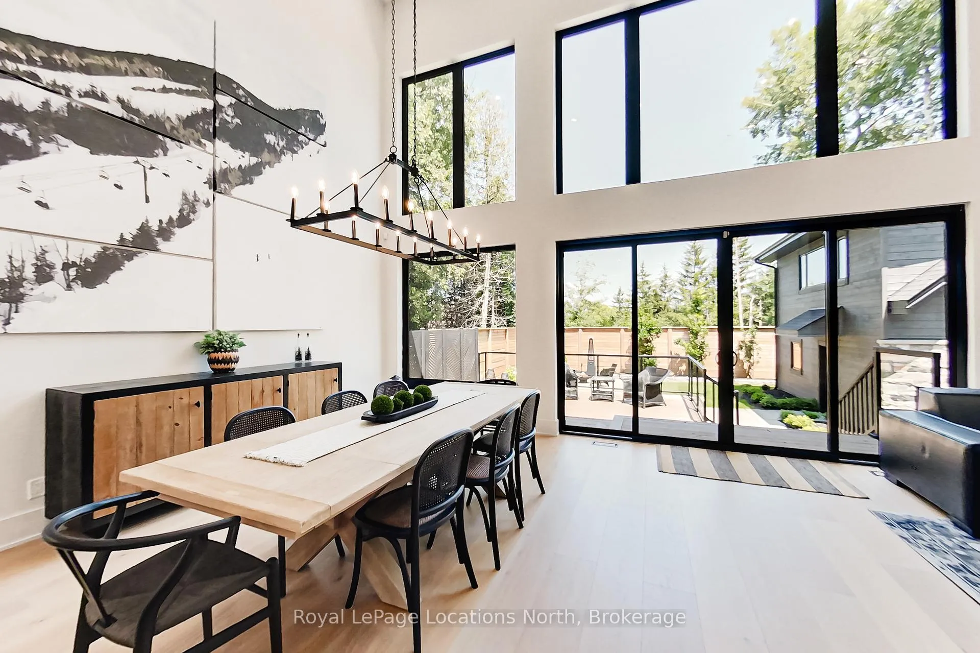 Photo 8 of 74 Arthur Street E, Blue Mountains — HOMEH