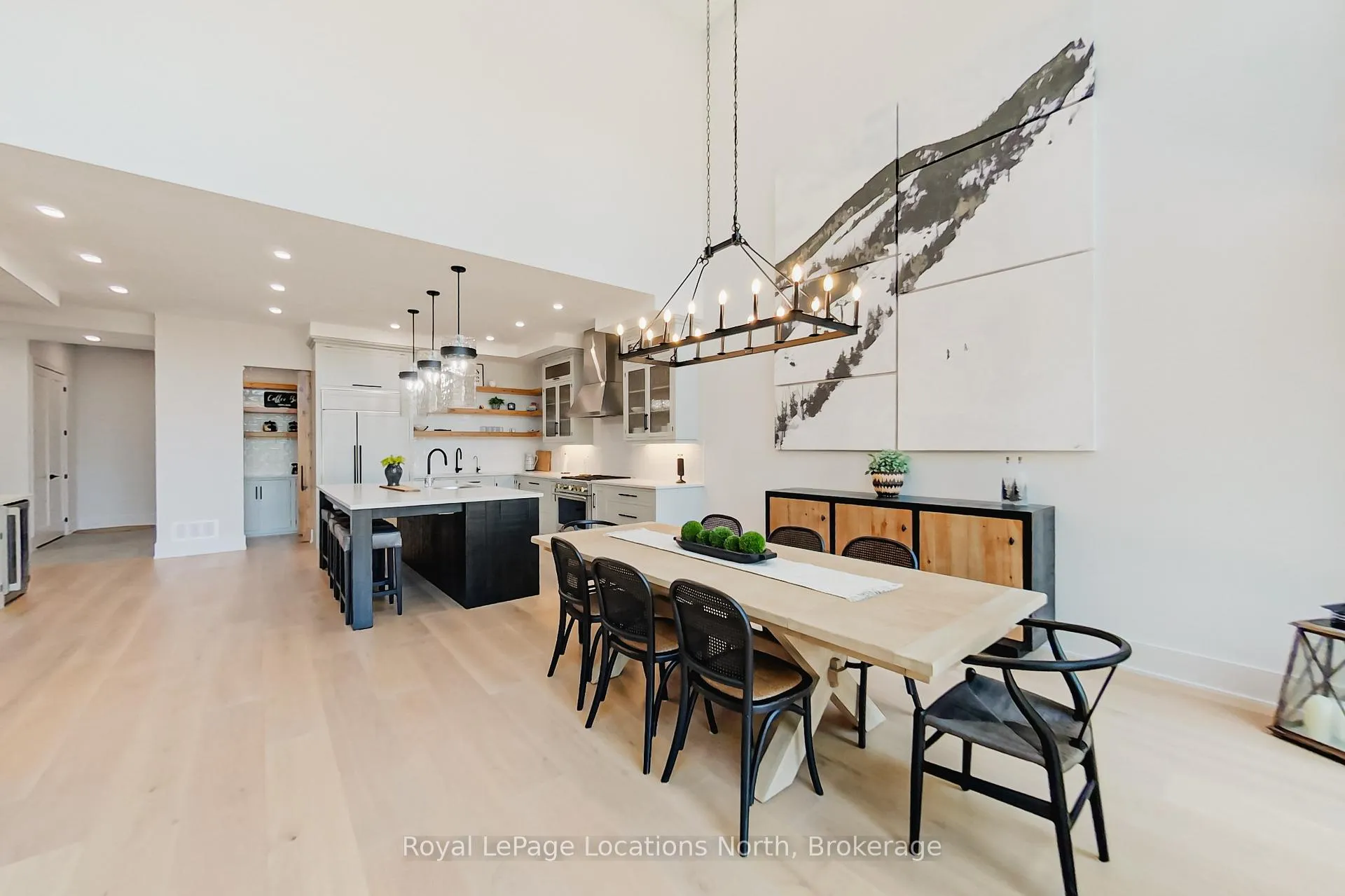 Photo 11 of 74 Arthur Street E, Blue Mountains — HOMEH