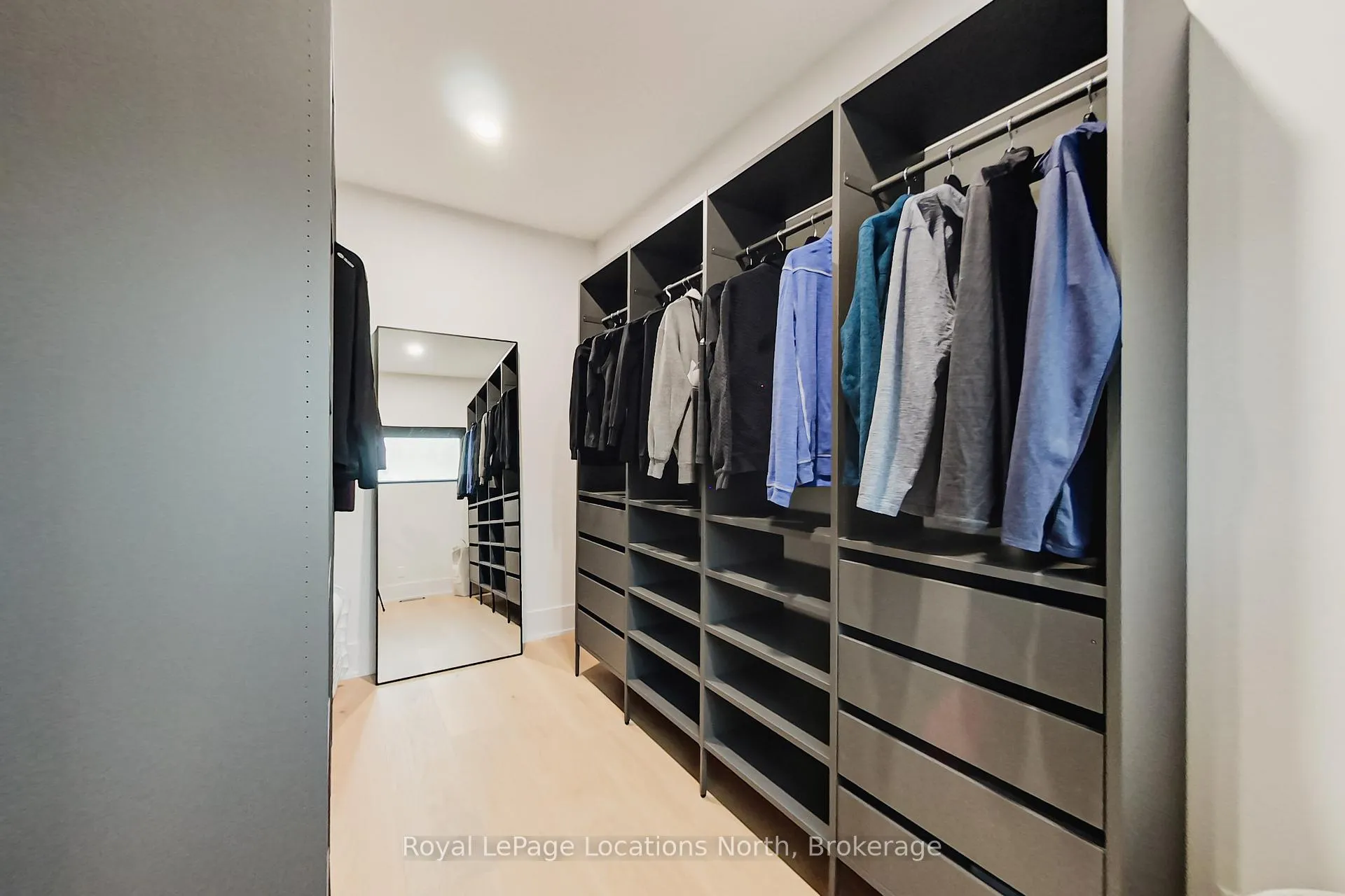 Photo 21 of 74 Arthur Street E, Blue Mountains — HOMEH