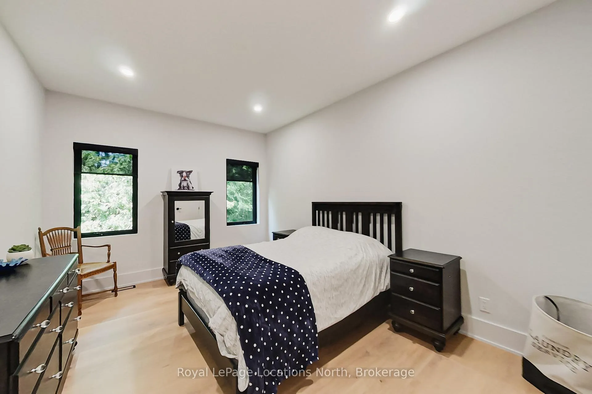 Photo 22 of 74 Arthur Street E, Blue Mountains — HOMEH
